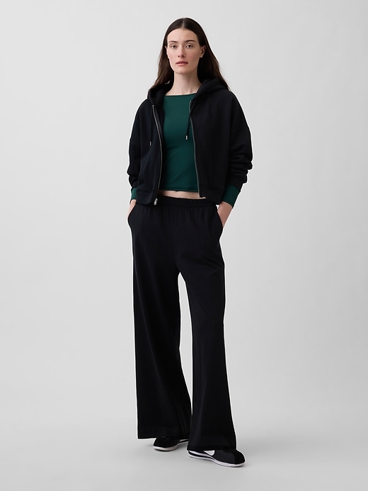 Image number 2 showing, GapFit Smooth Boatneck T-Shirt