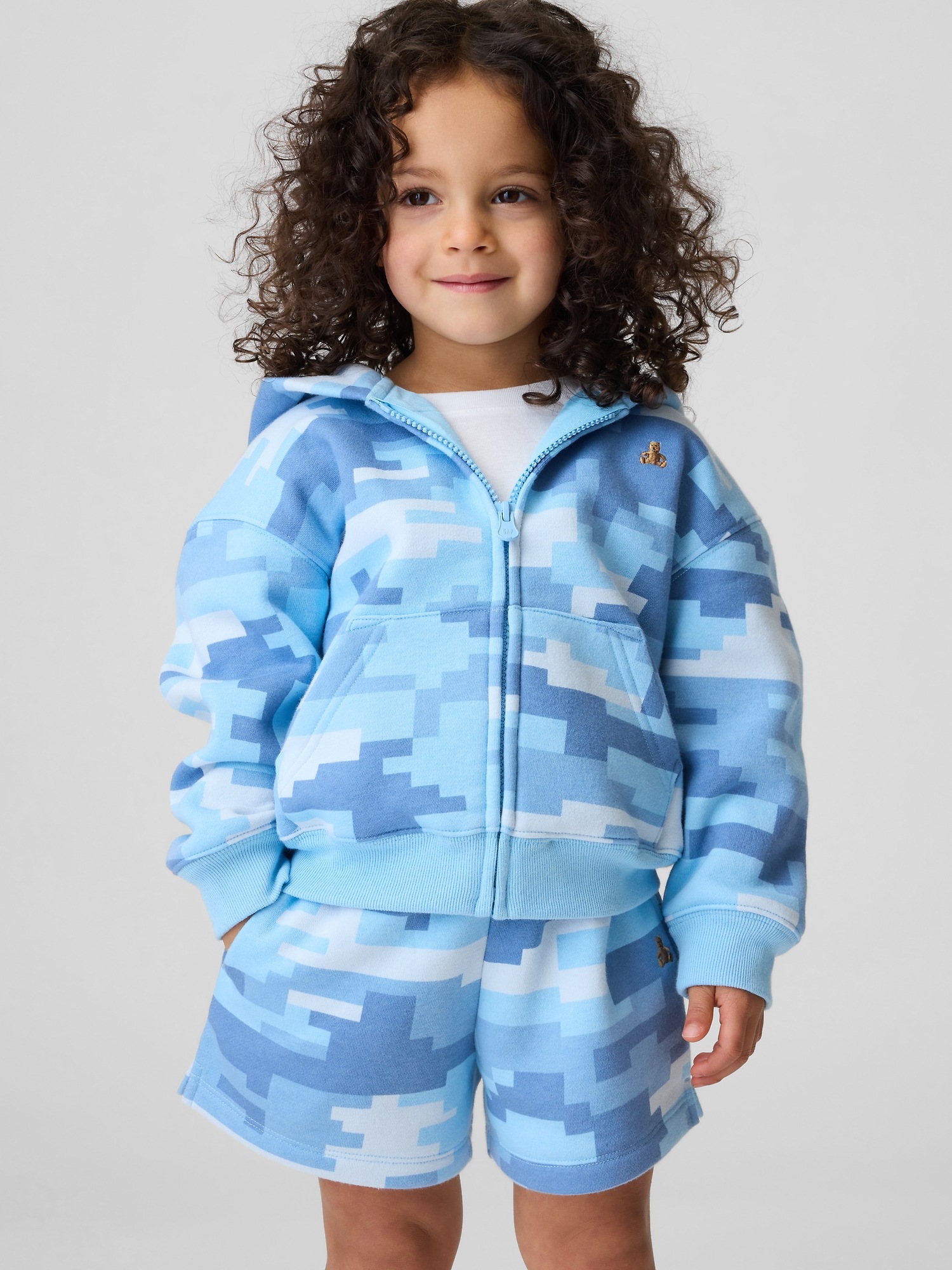 Худи Gap VintageSoft Camo Zip для малышей, цвет: Камуфляжный синий — фото 2