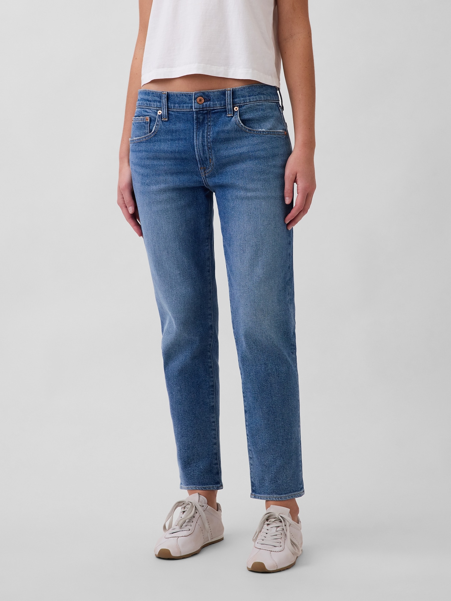 Женские джинсы Gap Mid Rise Slim Taper Jeans — фото 2