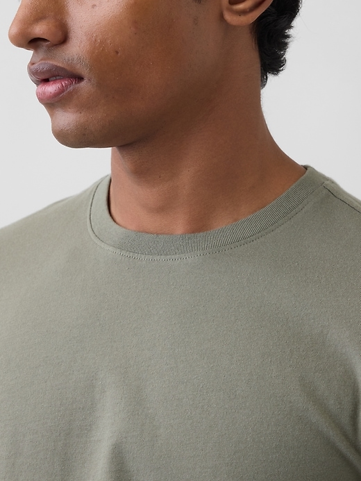 Image number 4 showing, Classic T-Shirt