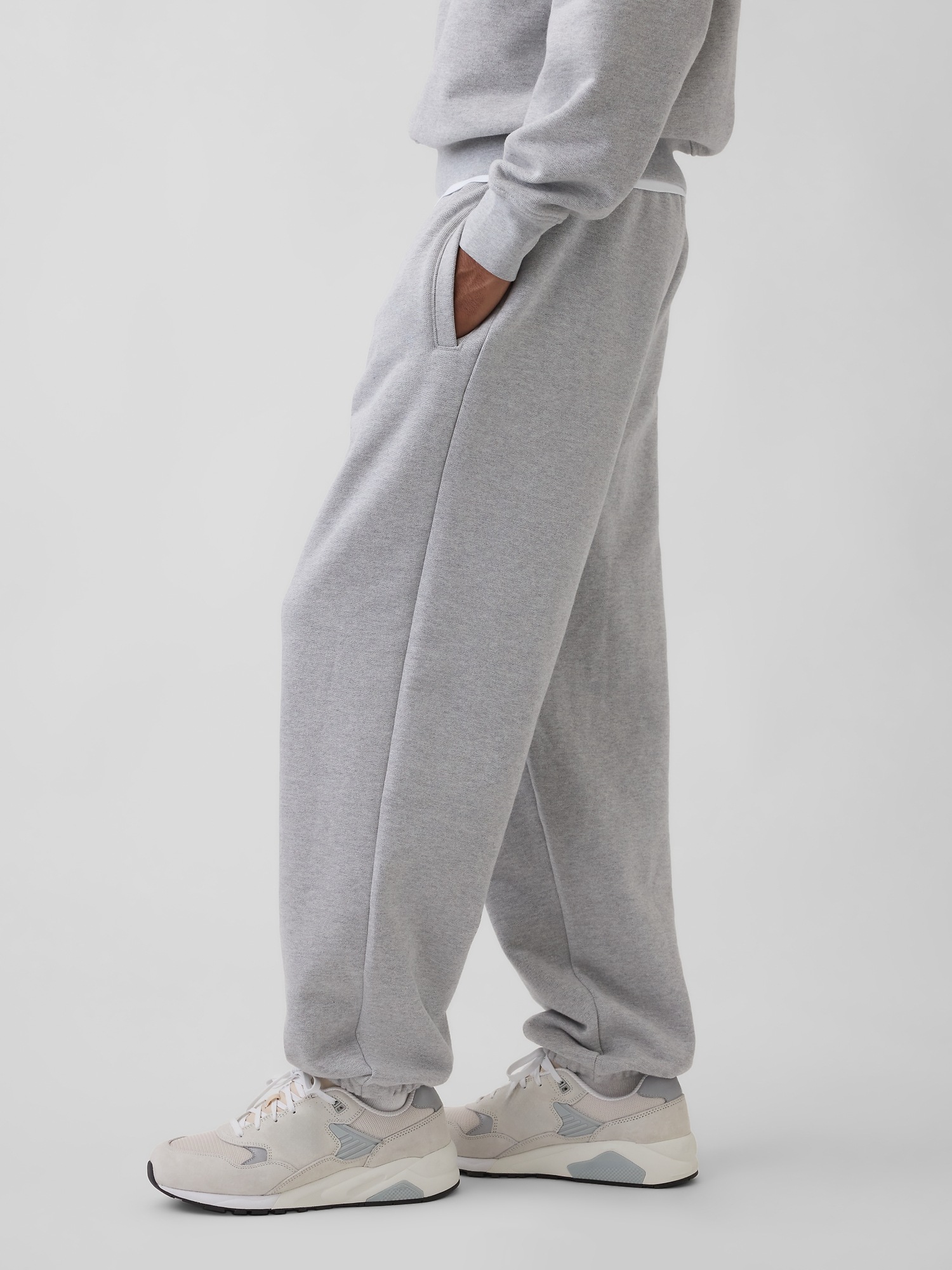 Мужские брюки Gap Adult Extra Heavyweight French Terry Joggers — фото 3