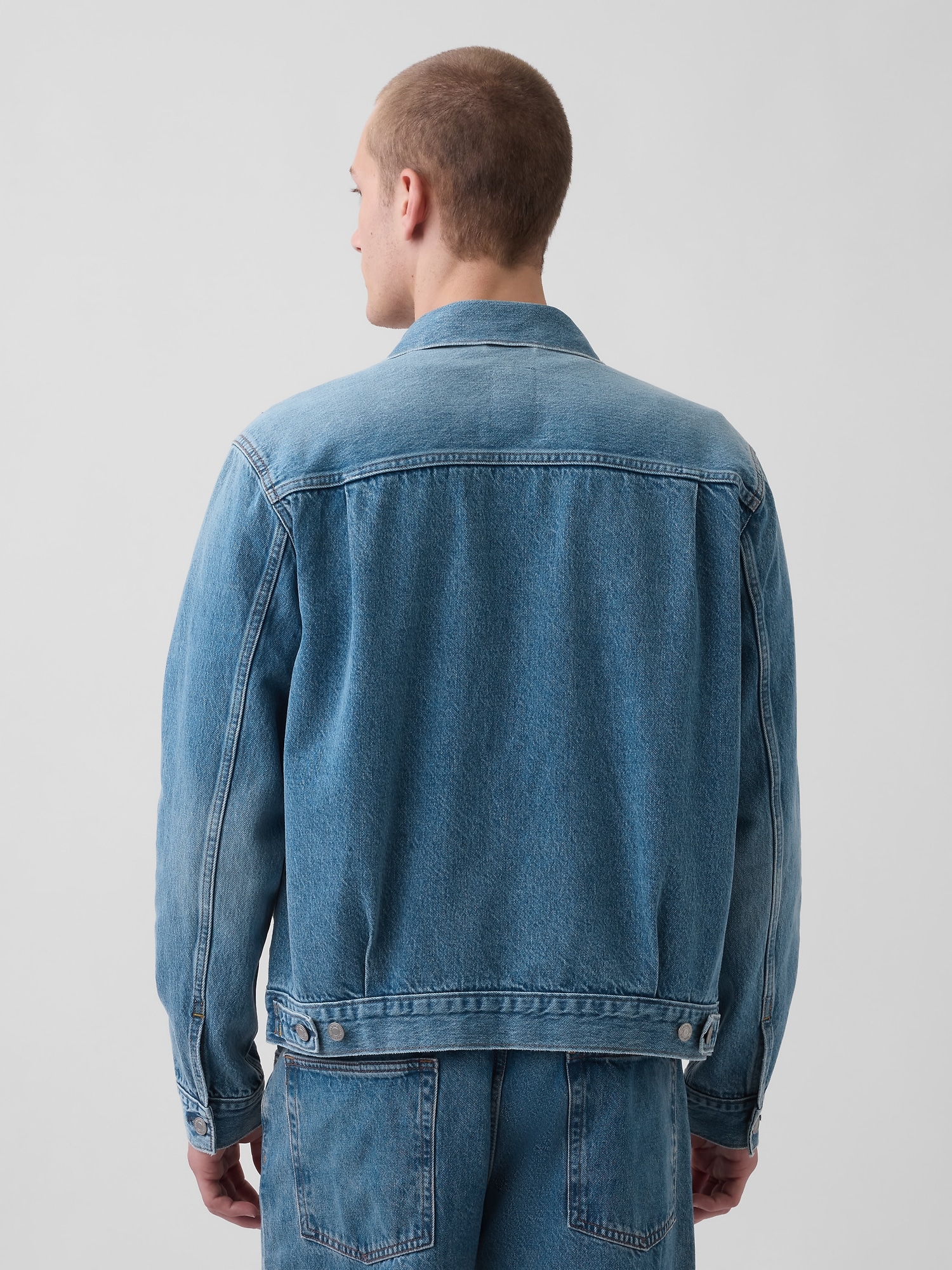 Мужские куртки Gap Relaxed Icon Denim Jacket — фото 3
