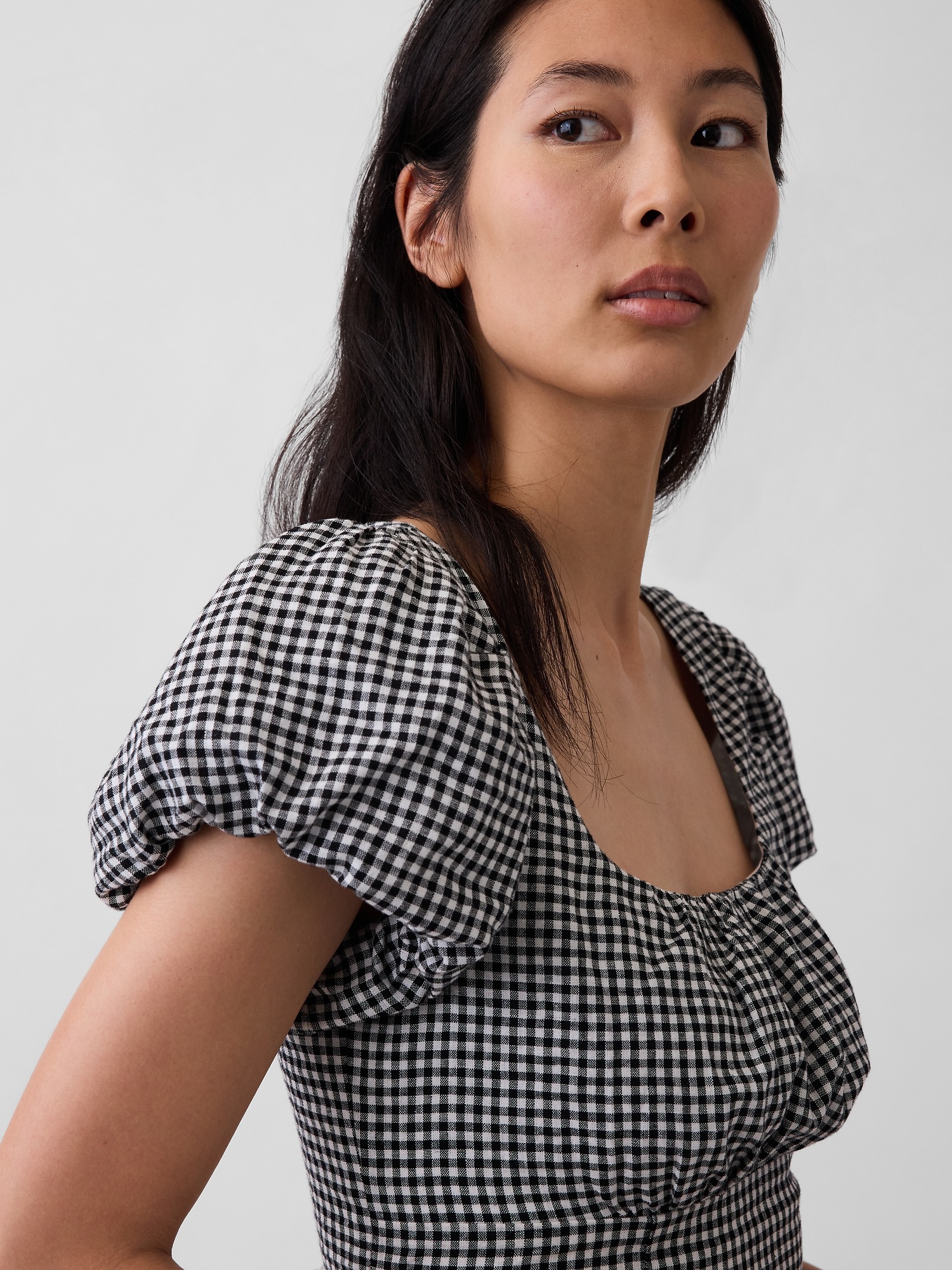 Женское платье Gap Linen-Blend Drop-Waist Maxi, цвет: Чёрный в мелкую клетку — фото 4