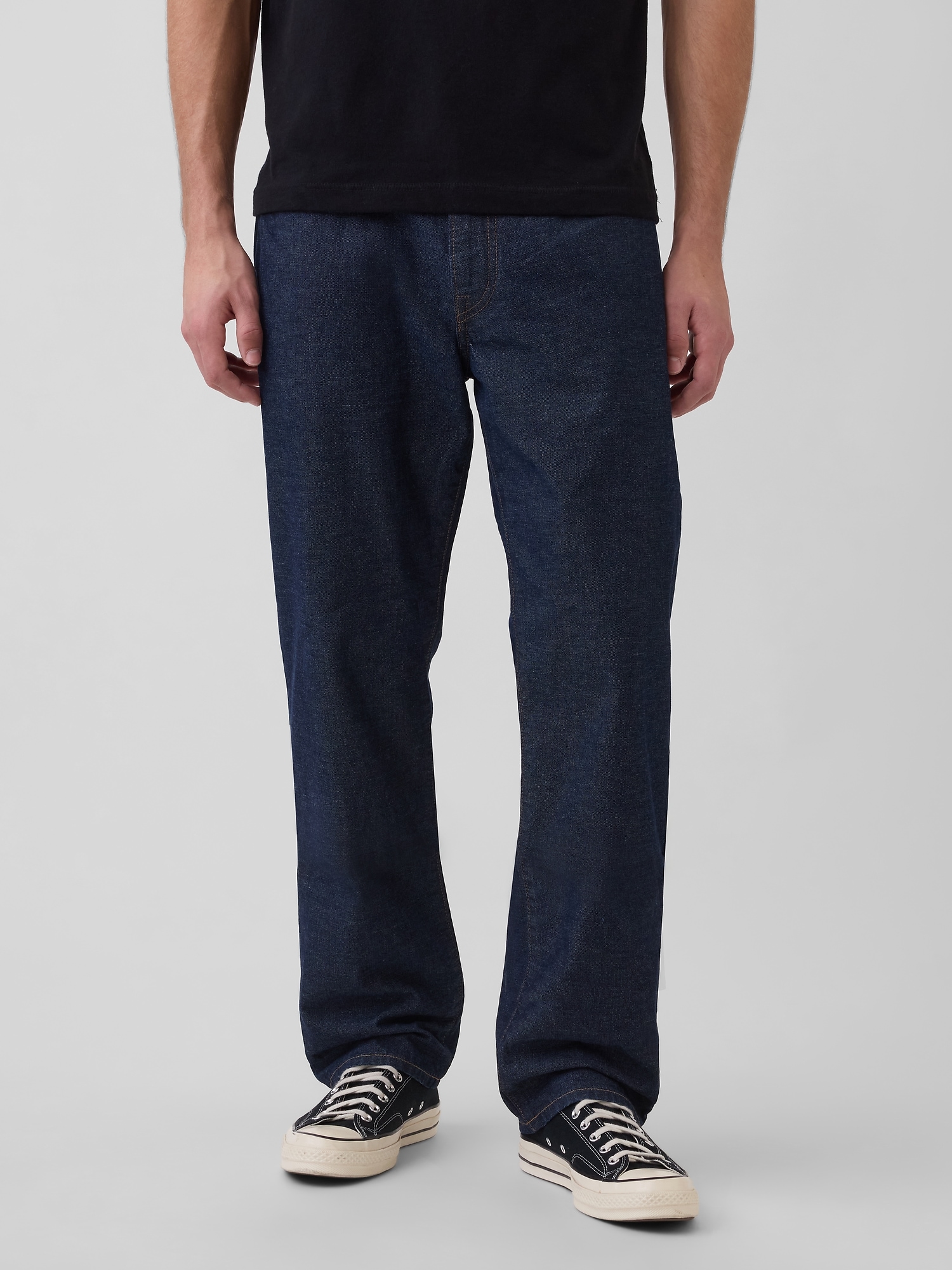 Relaxed Straight Jeans
