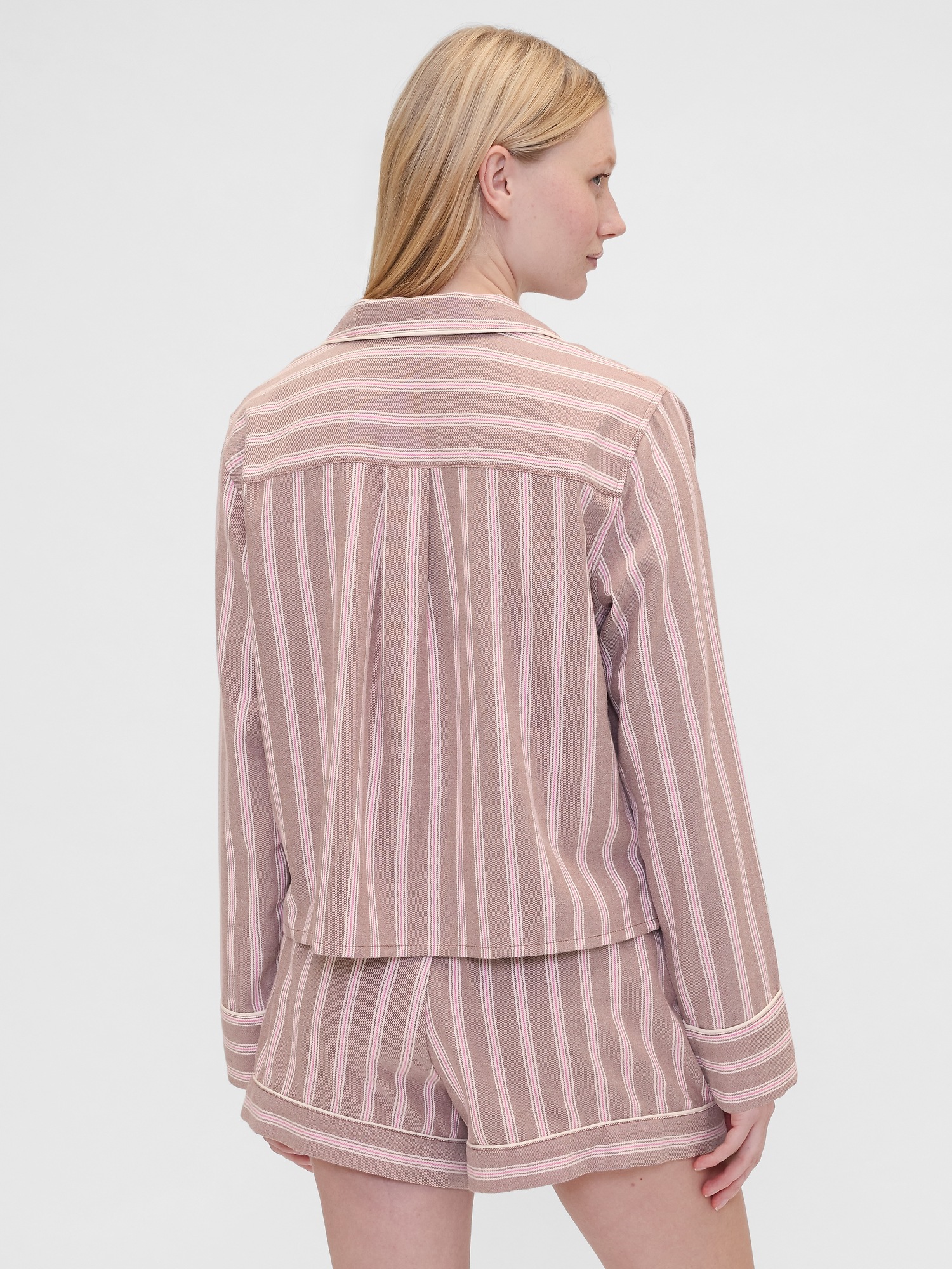 Женская рубашка Gap × Summer Fridays Relaxed Flannel Stripe PJ, цвет: Розовато-лиловый розовый — фото 3