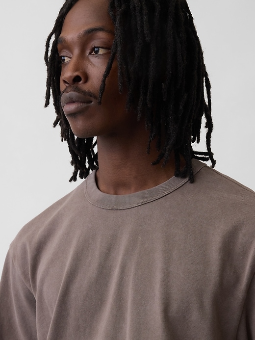 Image number 4 showing, Adult Heavyweight Crop T-Shirt