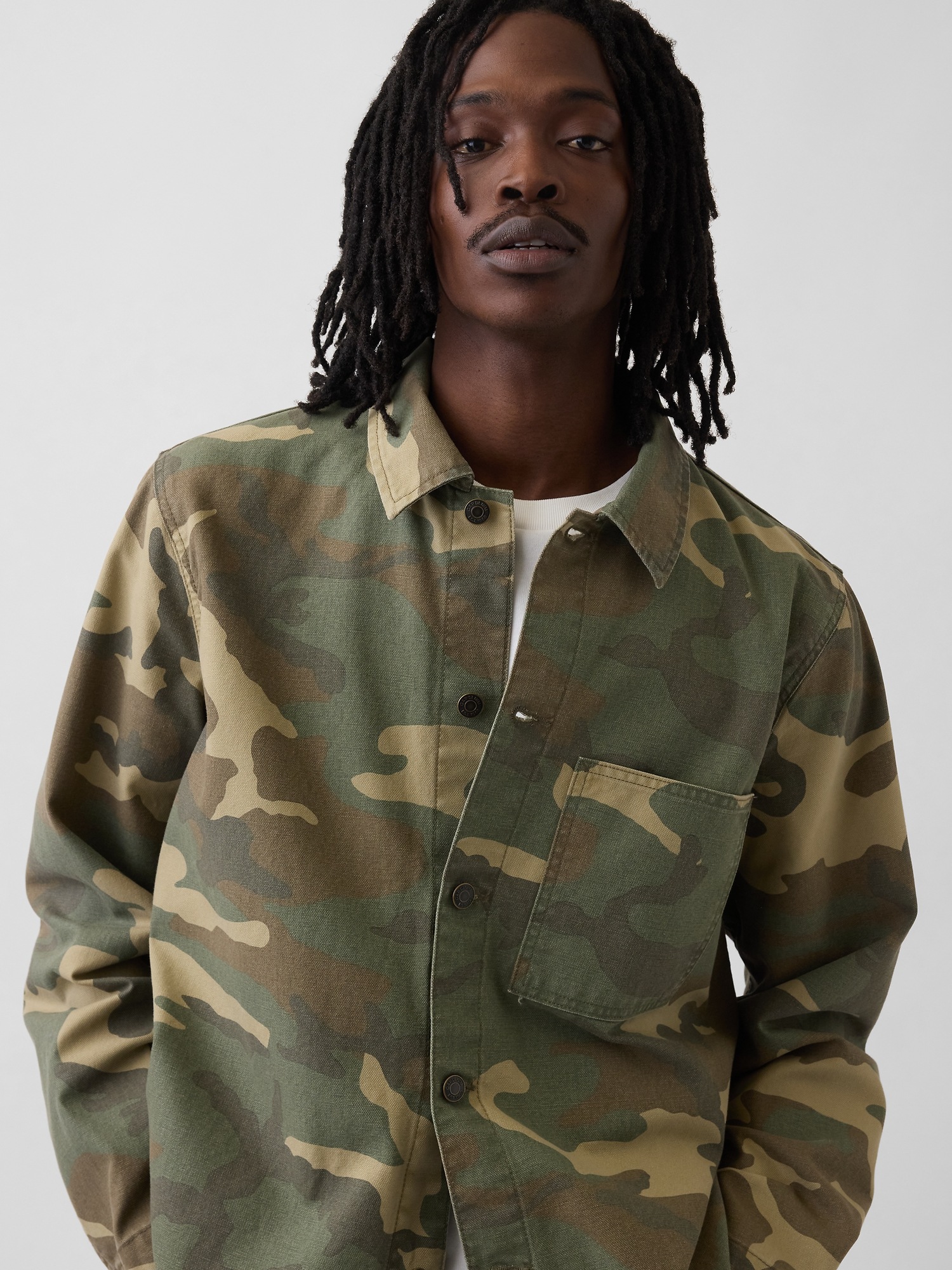 Мужские рубашки Gap Canvas Denim Camo Utility Shirt — фото 4