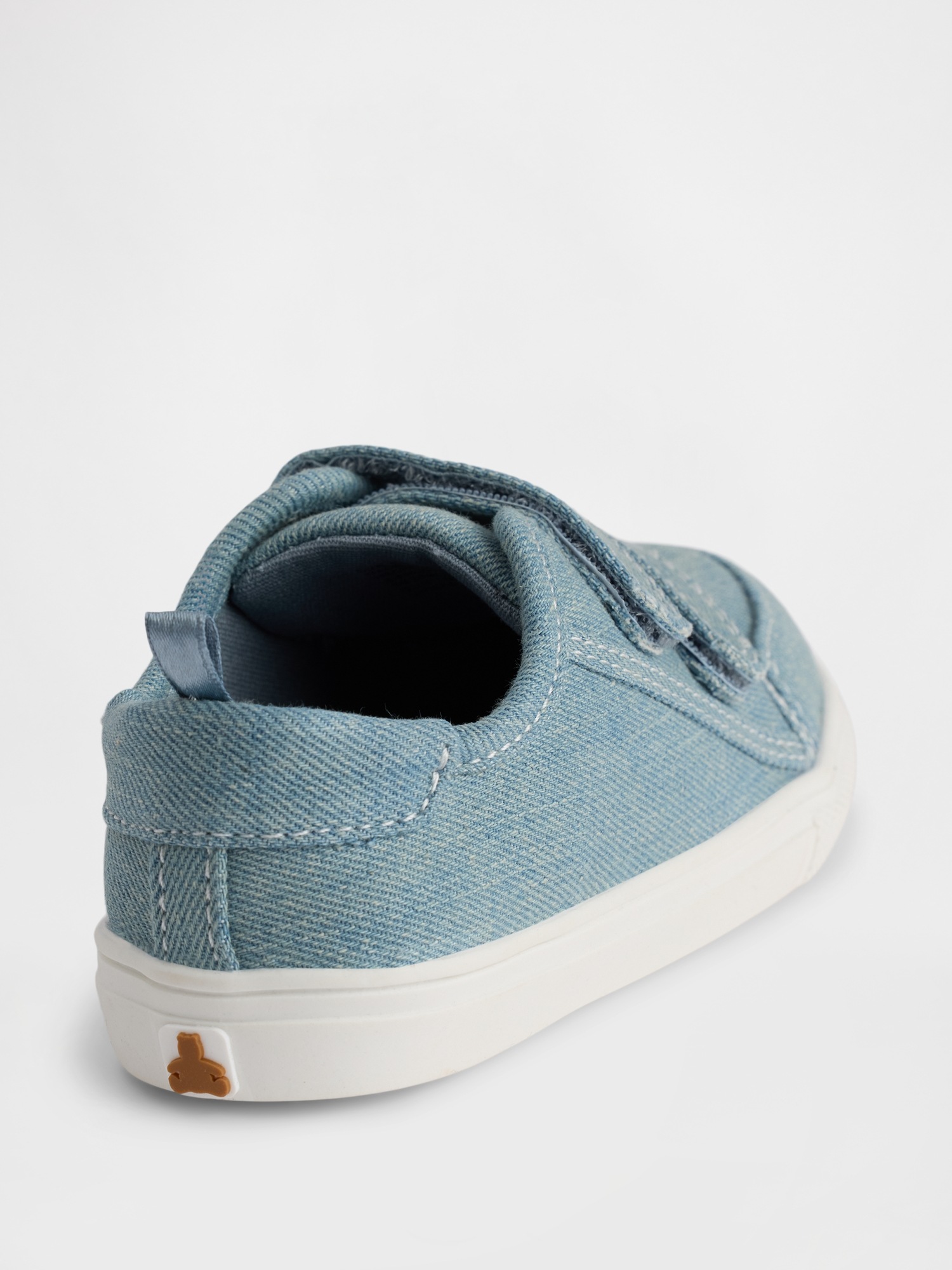 Детские кроссовки Gap Toddler Canvas Denim Sneakers — фото 4