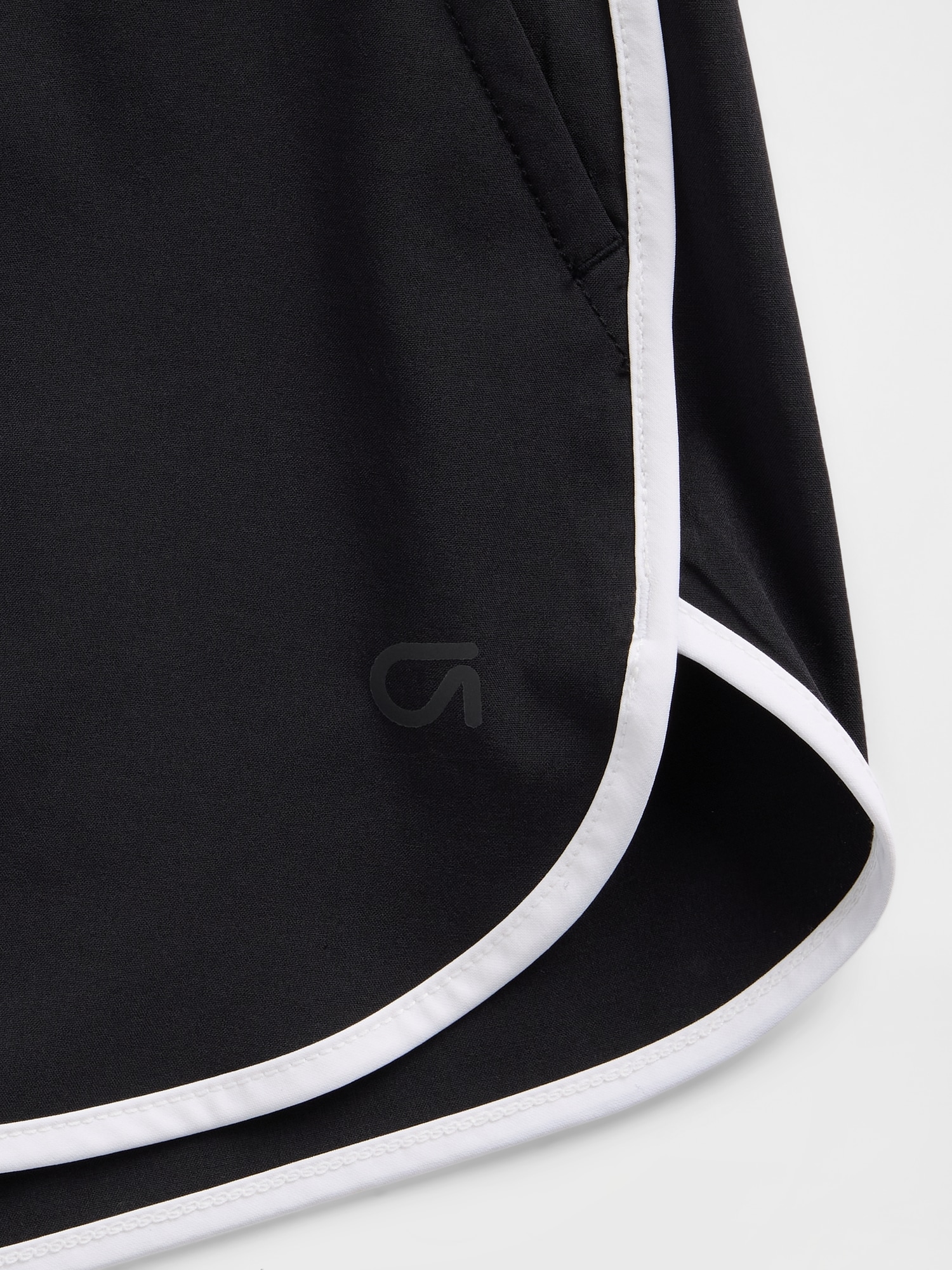 GapFit Tech High Rise Running Shorts