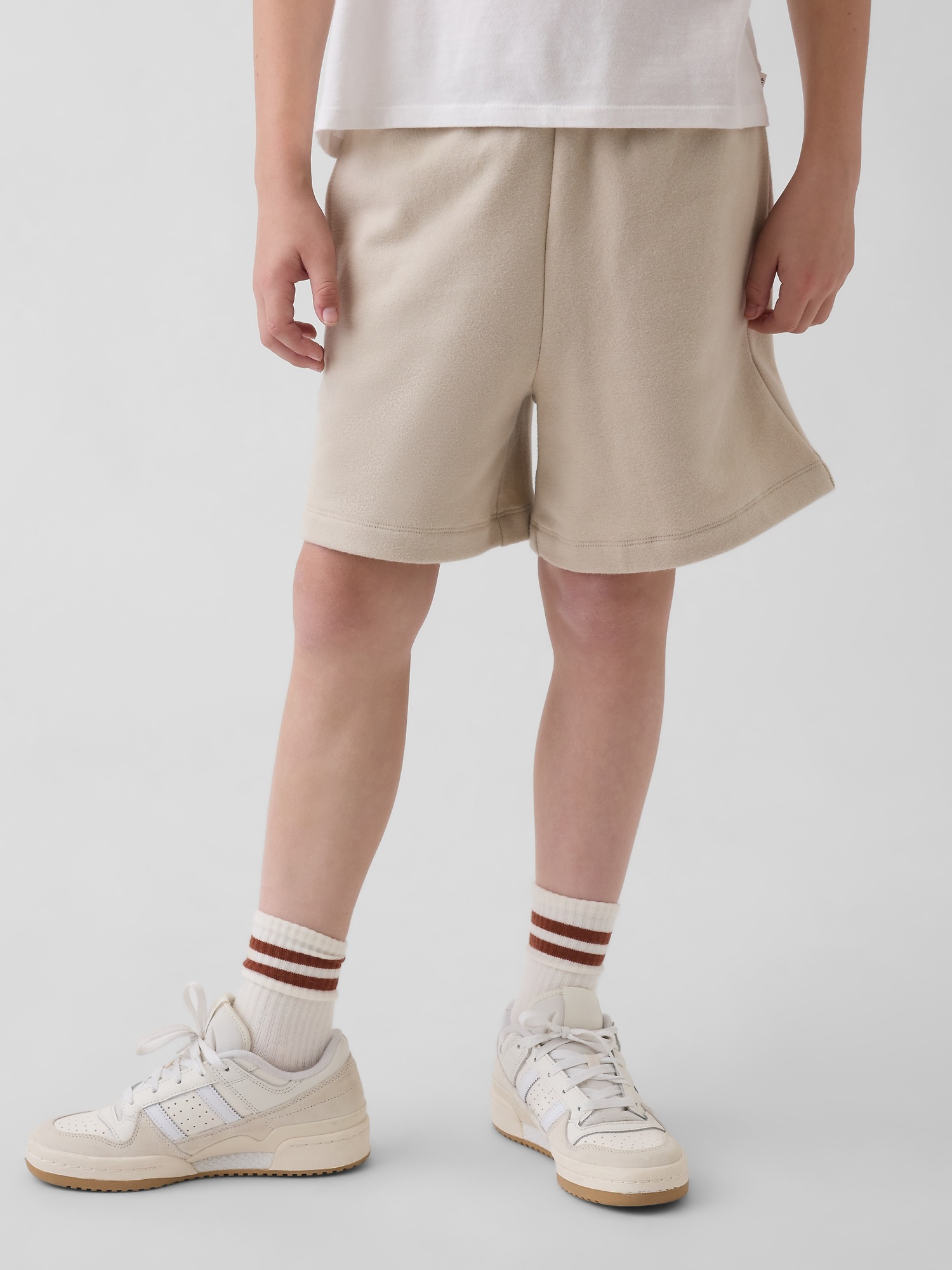Детские шорты Gap Kids 5" VintageSoft Sweat Shorts — фото 3