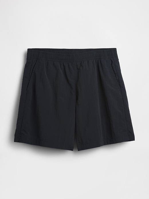 Image number 3 showing, 7.5" Hybrid Shorts
