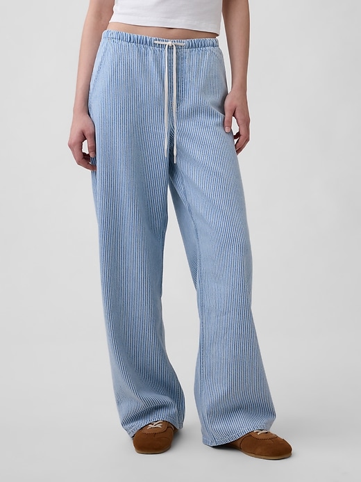 Image number 2 showing, Low Rise UltraSoft Easy '90s Loose Jeans