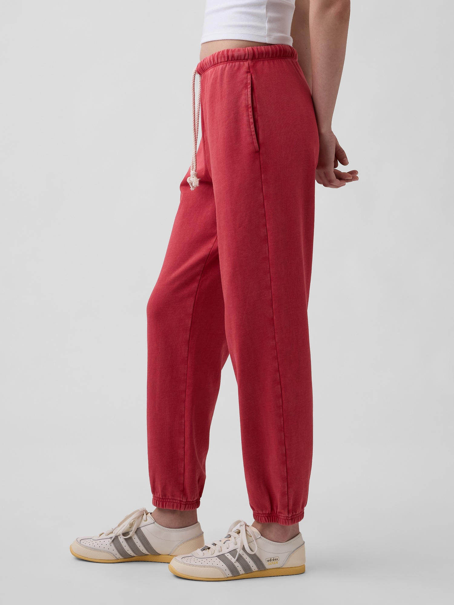 Женские брюки Gap VintageSoft Terry Relaxed, цвет: Красный — фото 3