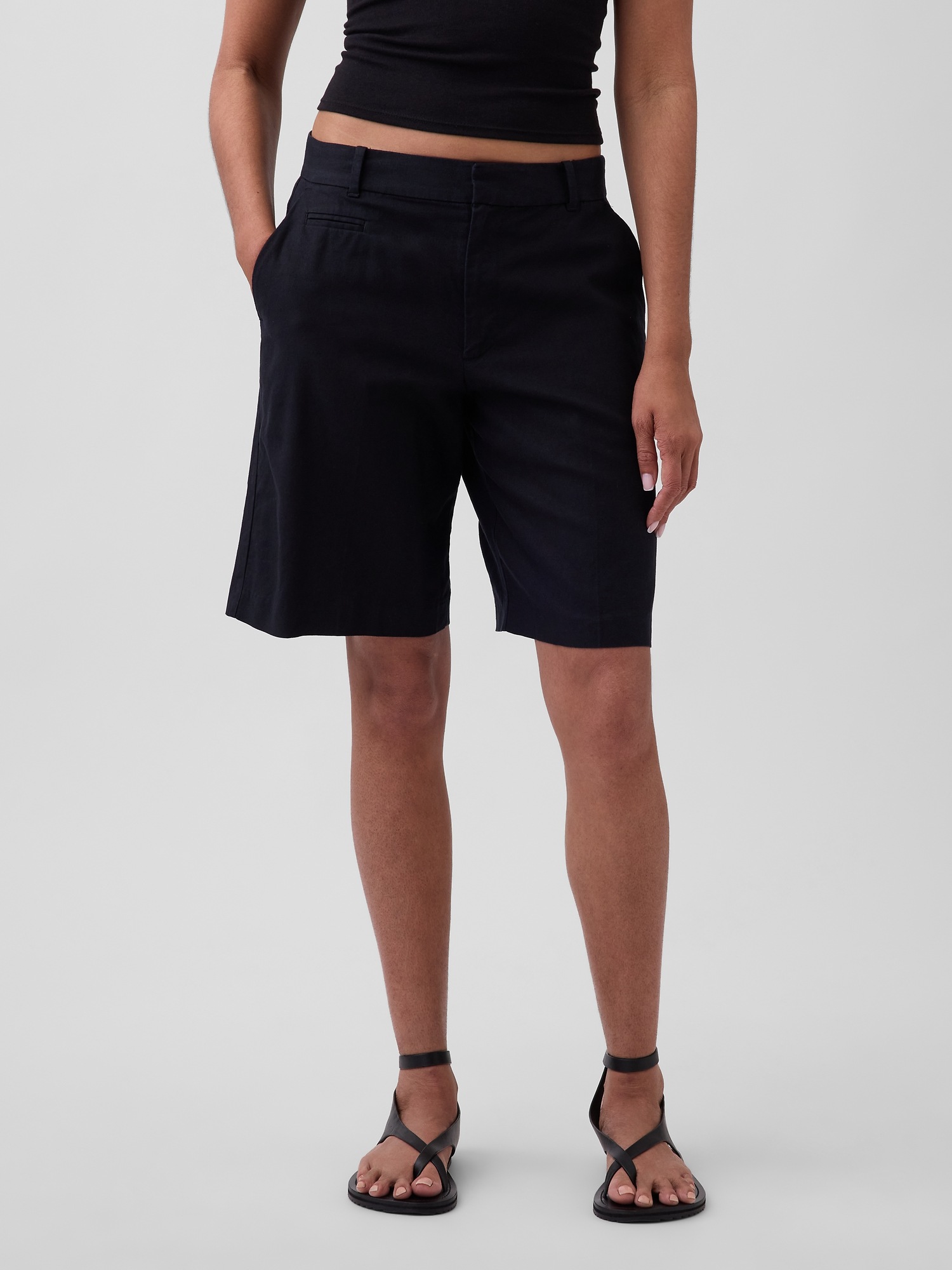 Женские шорты Gap 9" Low Rise Linen-Blend Trouser, цвет: Чёрный — фото 2