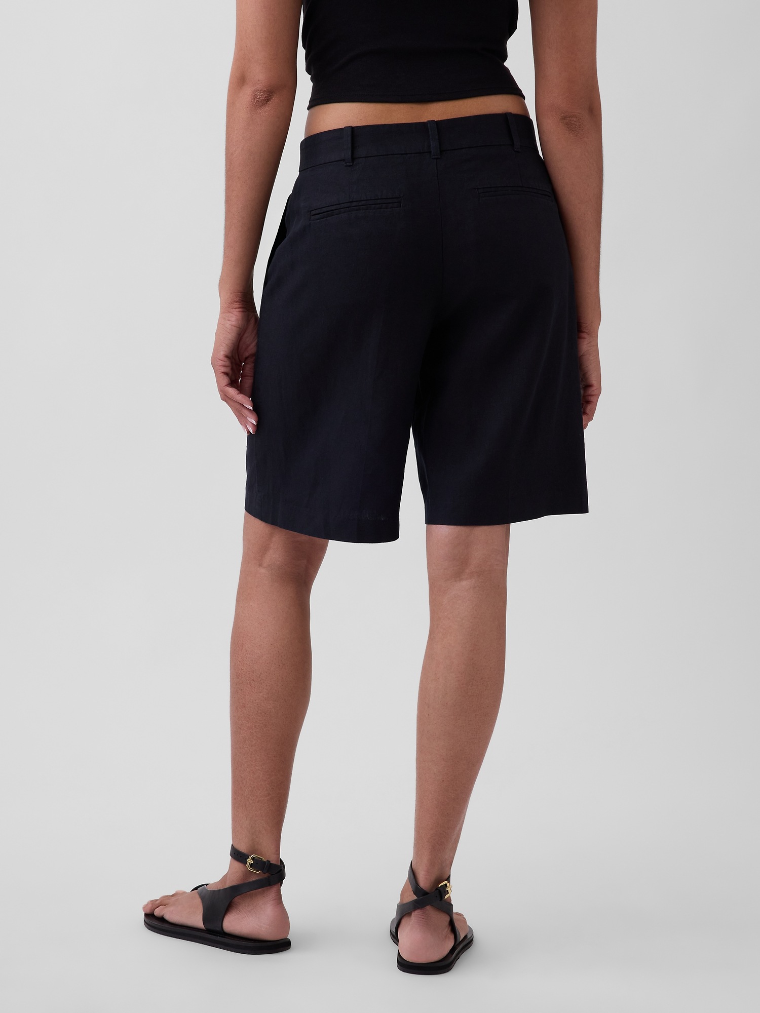 Женские шорты Gap 9" Low Rise Linen-Blend Trouser, цвет: Чёрный — фото 4