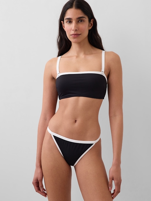 Image number 1 showing, Bikini Bottom