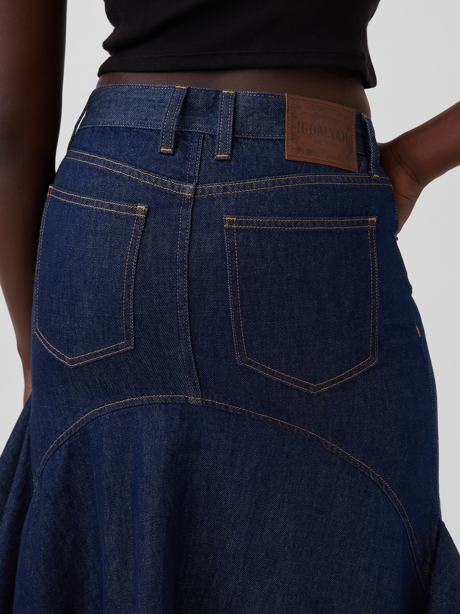 Женские юбки Gap × HFR Ruffle Denim Midi Skirt by IGDALYAH — фото 4