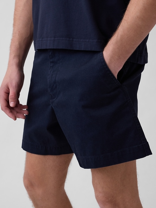 Image number 5 showing, 5.5" Relaxed Shorts