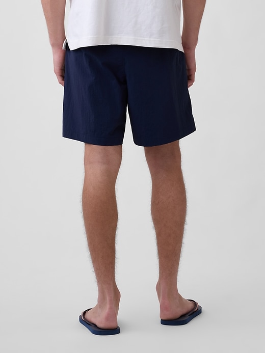 Image number 3 showing, 7.5" Hybrid Shorts