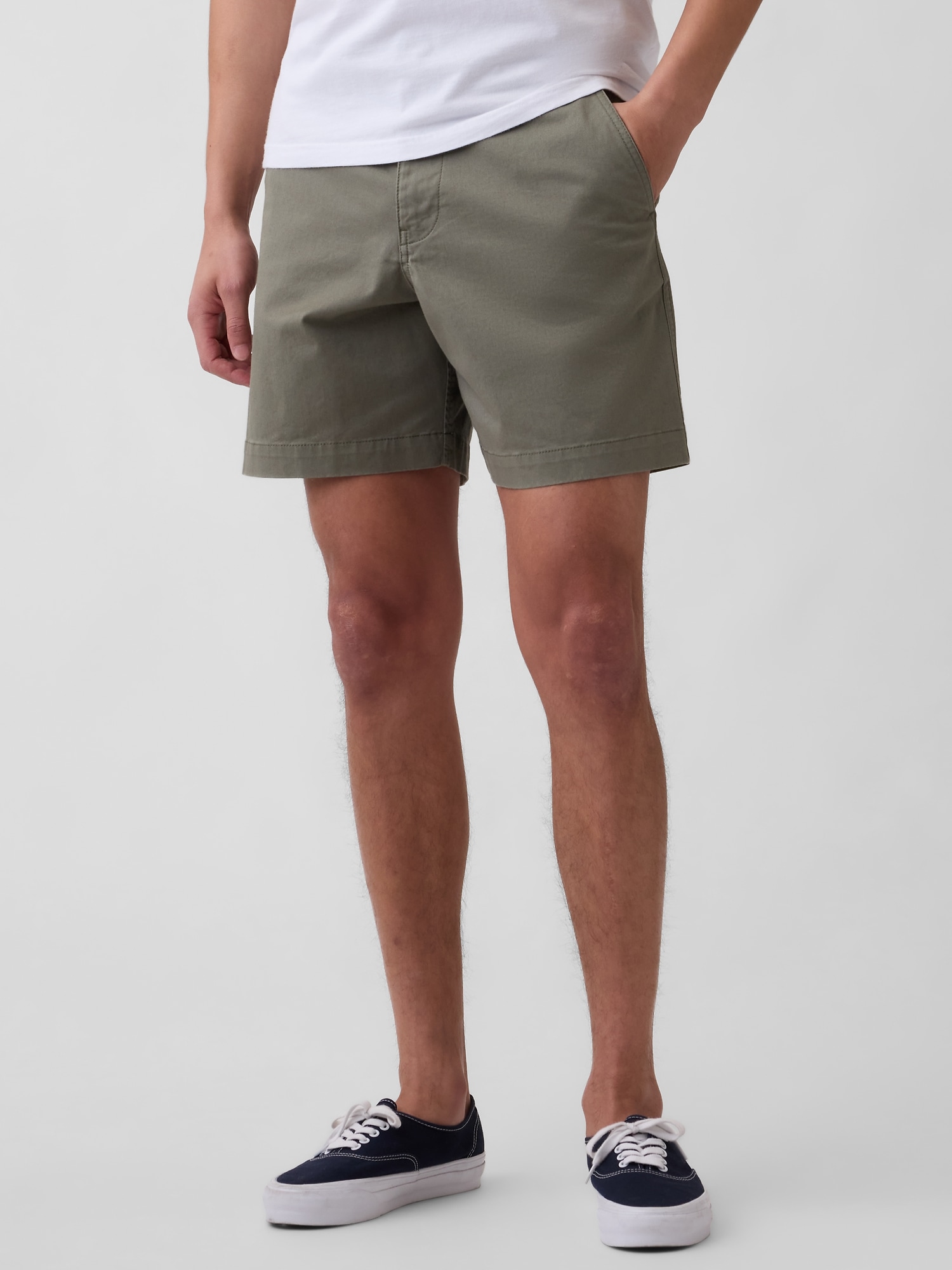 7" Relaxed Shorts