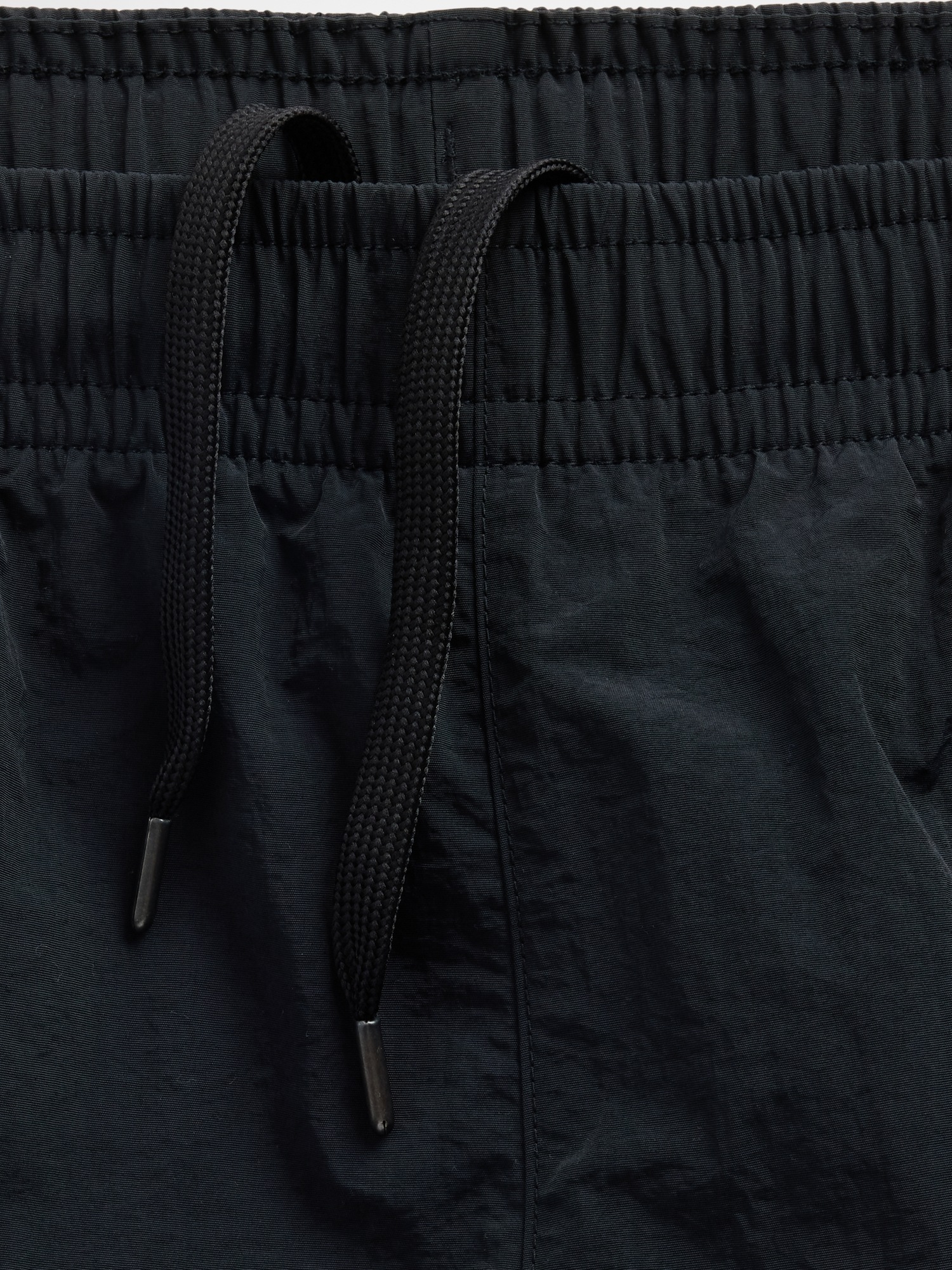 Мужские шорты Gap 7.5" Hybrid Shorts — фото 4