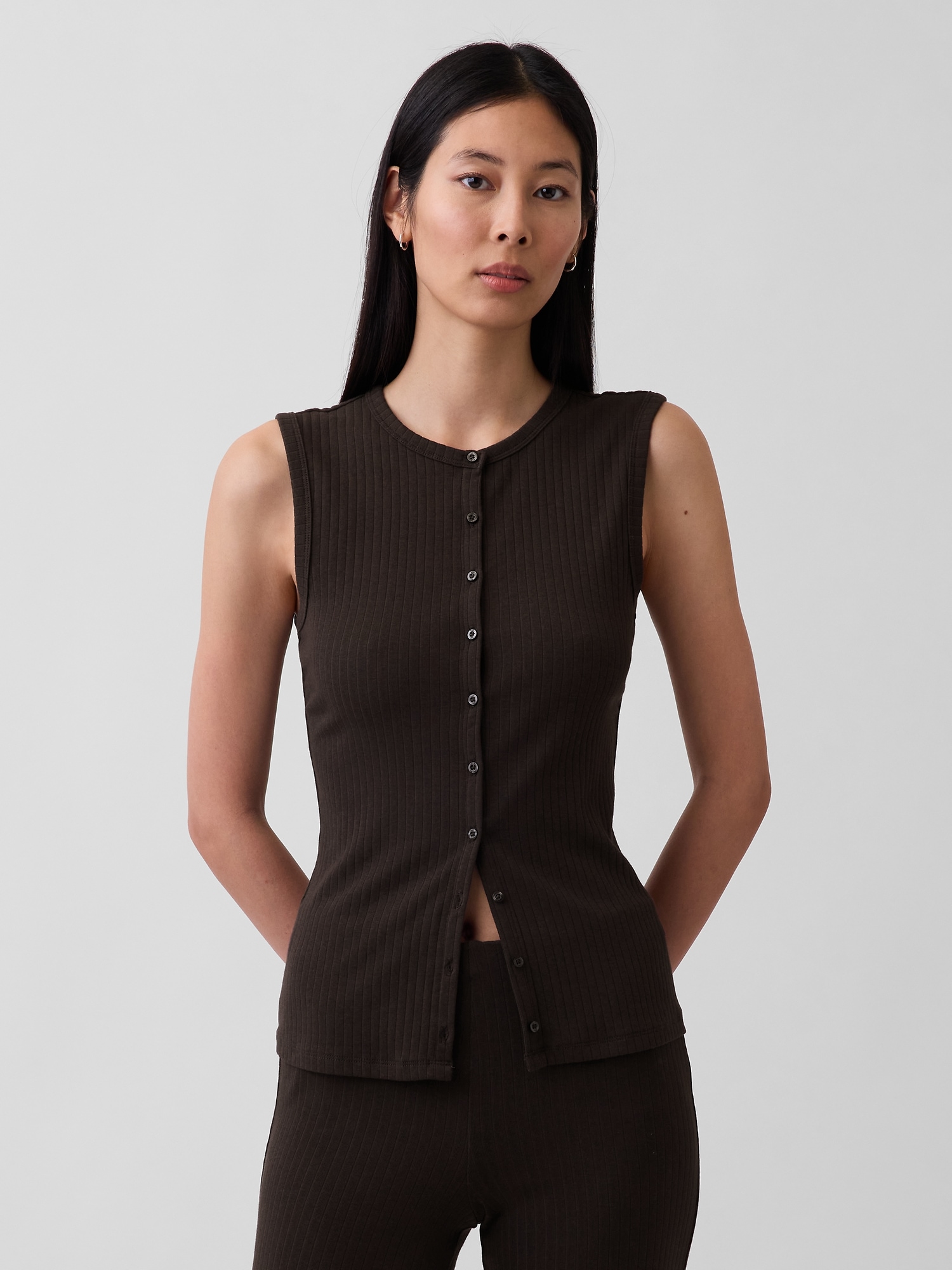 Женский топ Gap Modern Wide Rib Button-Front Top, цвет: Коричневый
