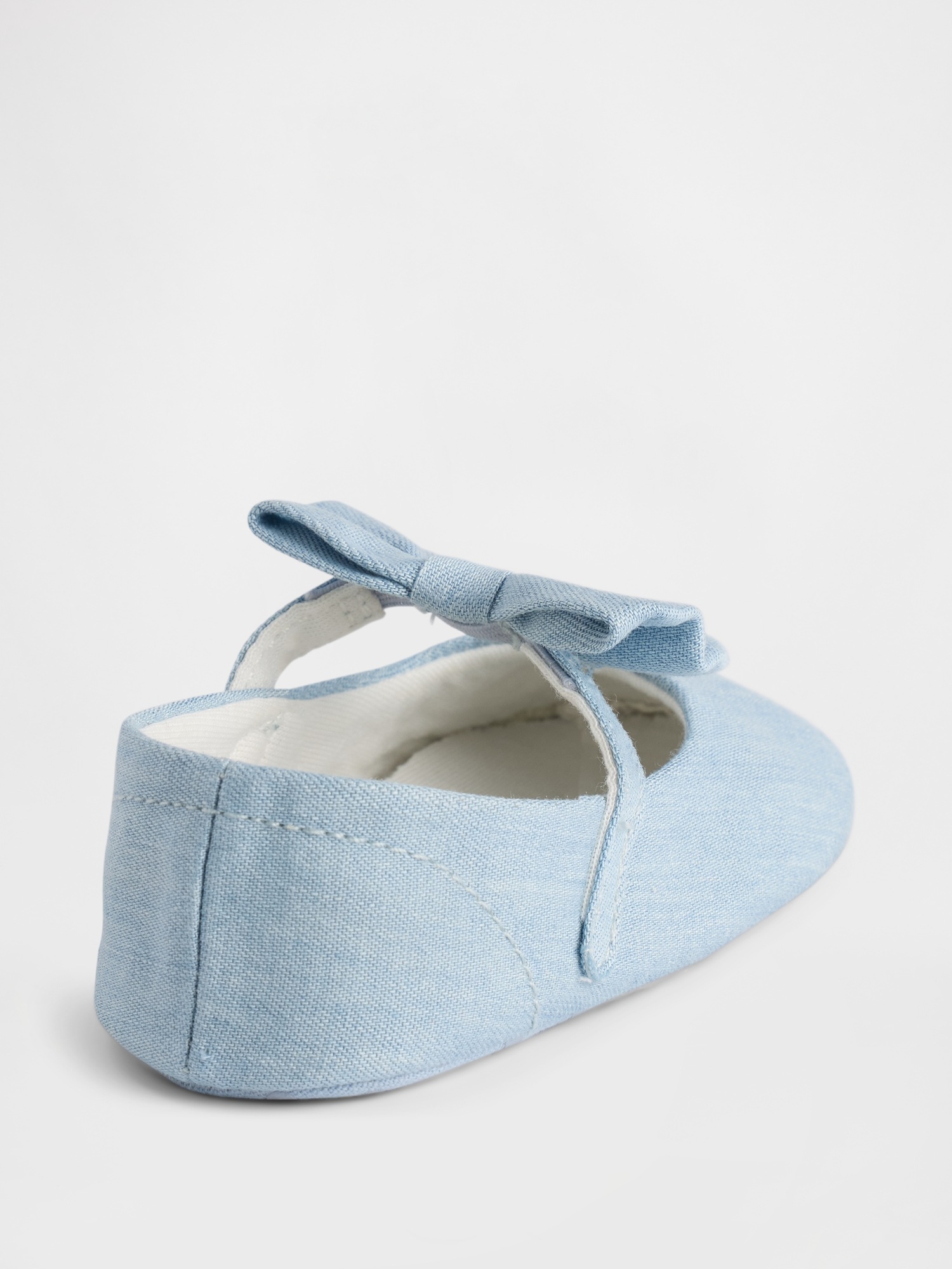 Обувь Gap Denim Bow Mary Jane Shoes для малышей, цвет: Средняя варка — фото 4