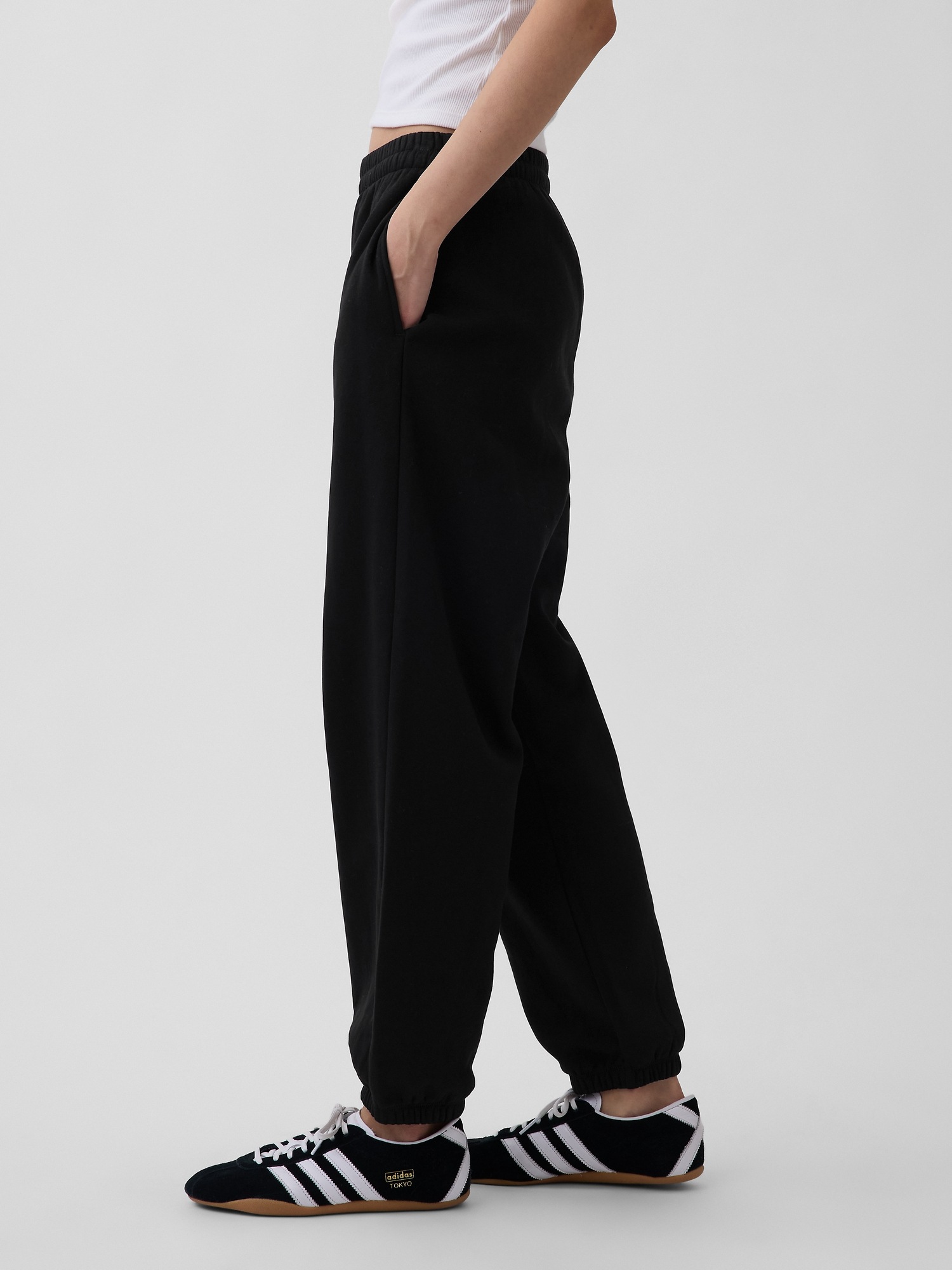 Мужские брюки Gap Adult VintageSoft Relaxed Joggers — фото 3