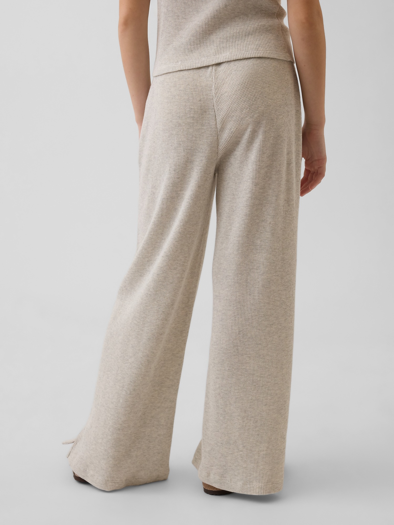 Детские широкие вафельные брюки Gap Waffle Wide-Leg — фото 4