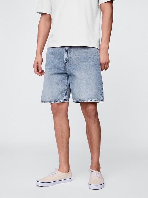 Image number 2 showing, '90s Loose Denim Shorts