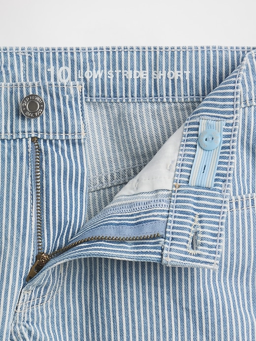 Image number 5 showing, Kids Low Rise Stride Denim Stripe Shorts