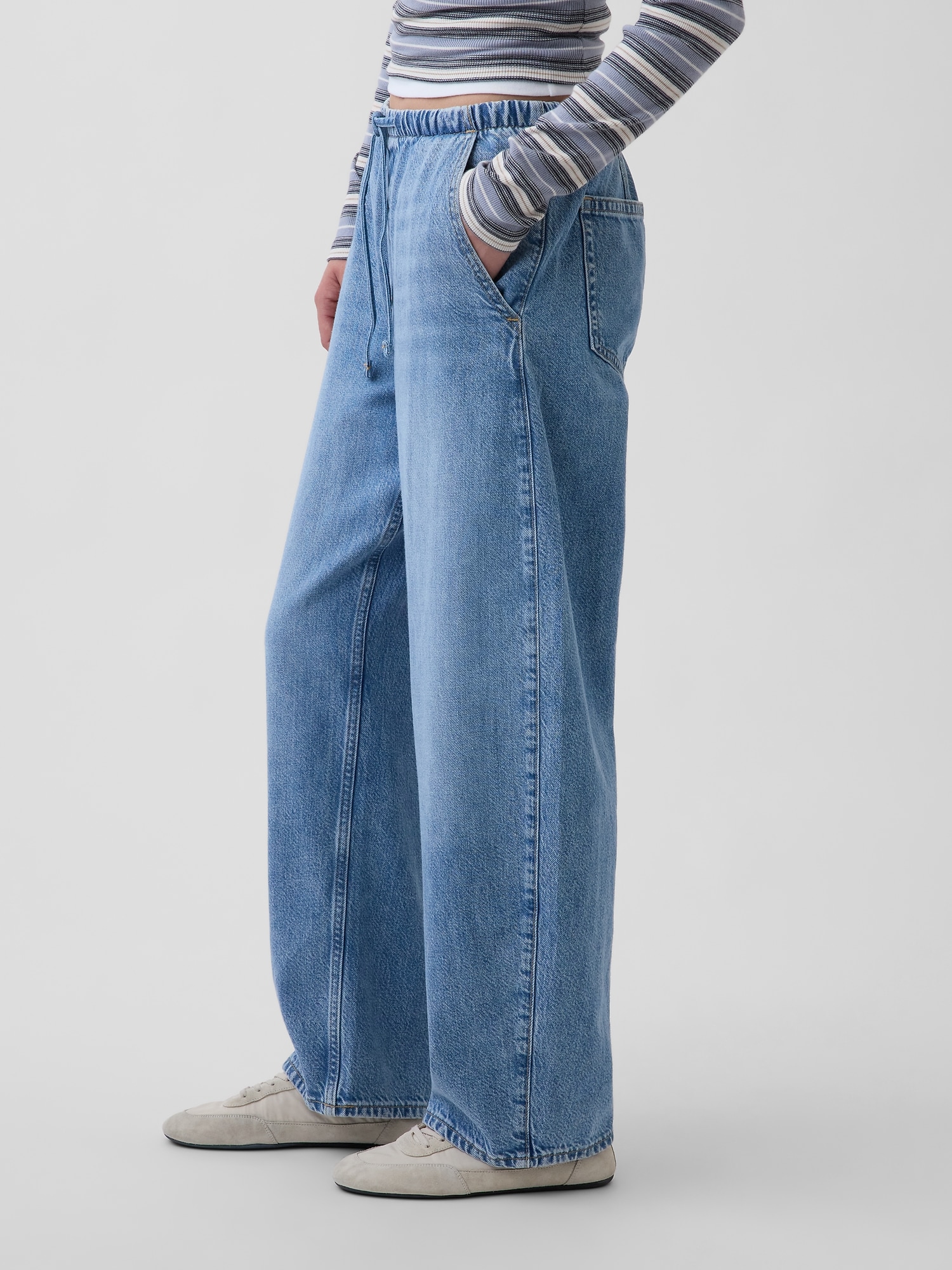 High Rise UltraSoft Easy Barrel Jeans