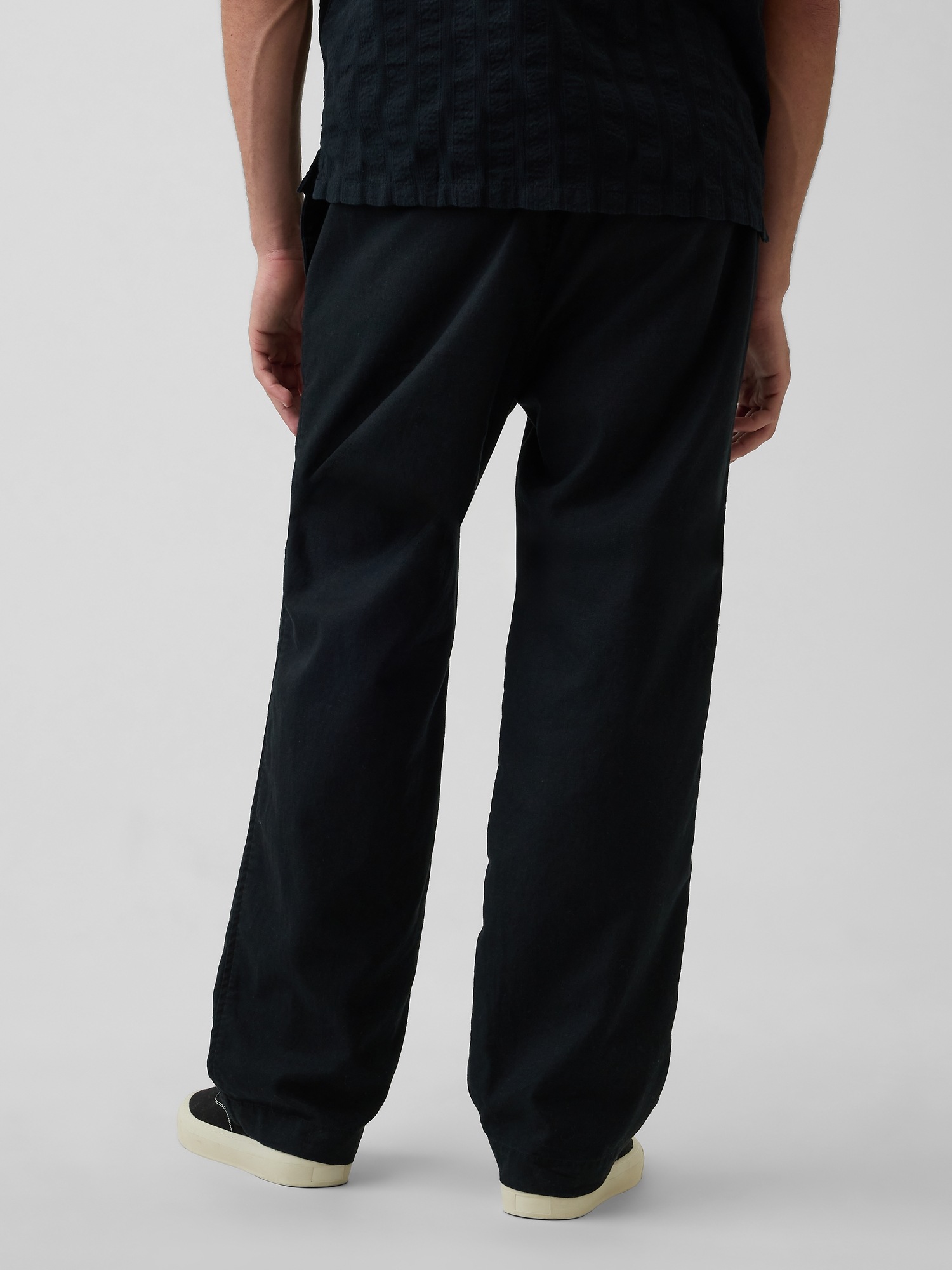 Мужские брюки Gap Linen-Cotton Relaxed Taper Easy Pants — фото 4