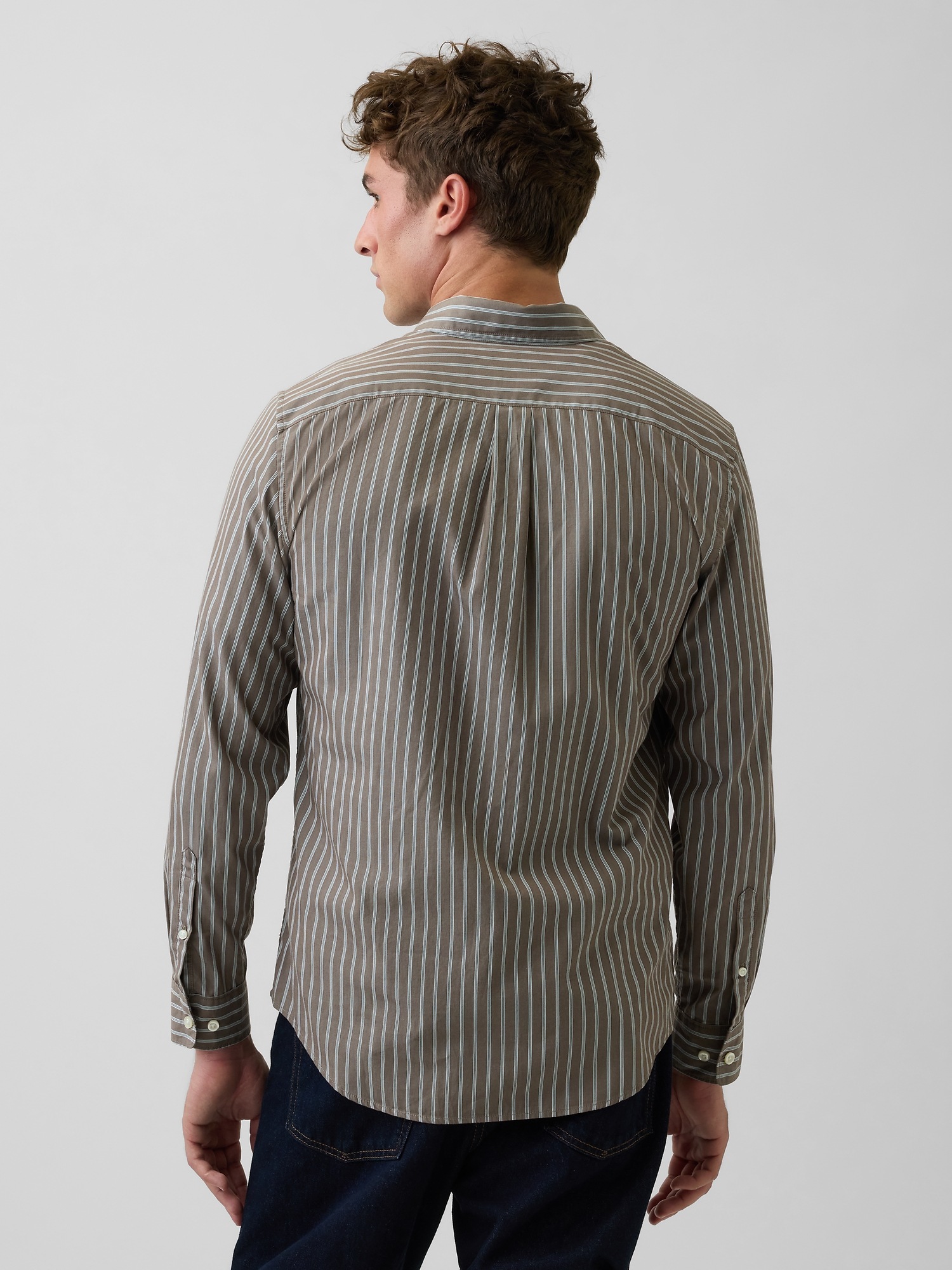 Мужские рубашки Gap Organic Cotton Poplin Classic Shirt — фото 3