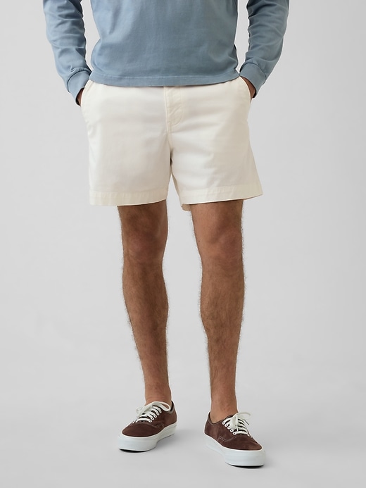 Image number 2 showing, 5.5" Relaxed Shorts