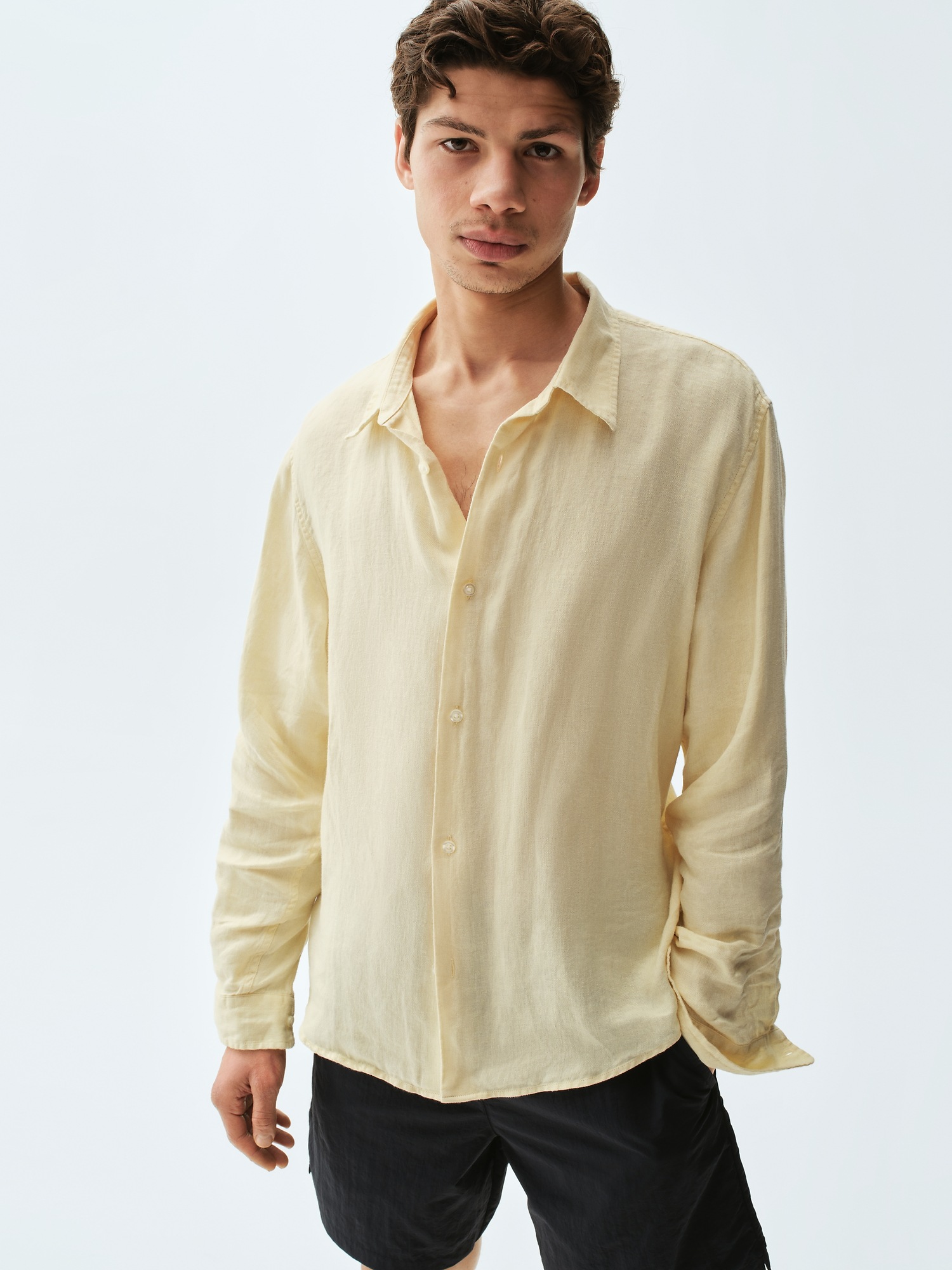 Мужские шорты Gap 7.5" Hybrid Shorts — фото 6