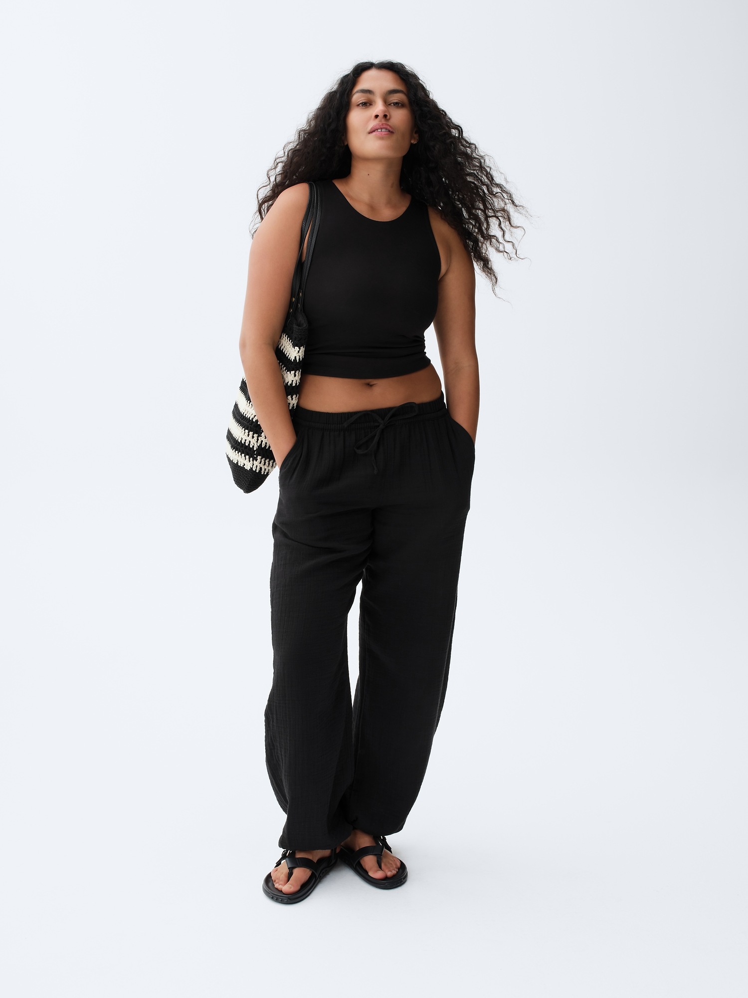 Женские брюки Gap Cotton Gauze Easy Joggers — фото 6
