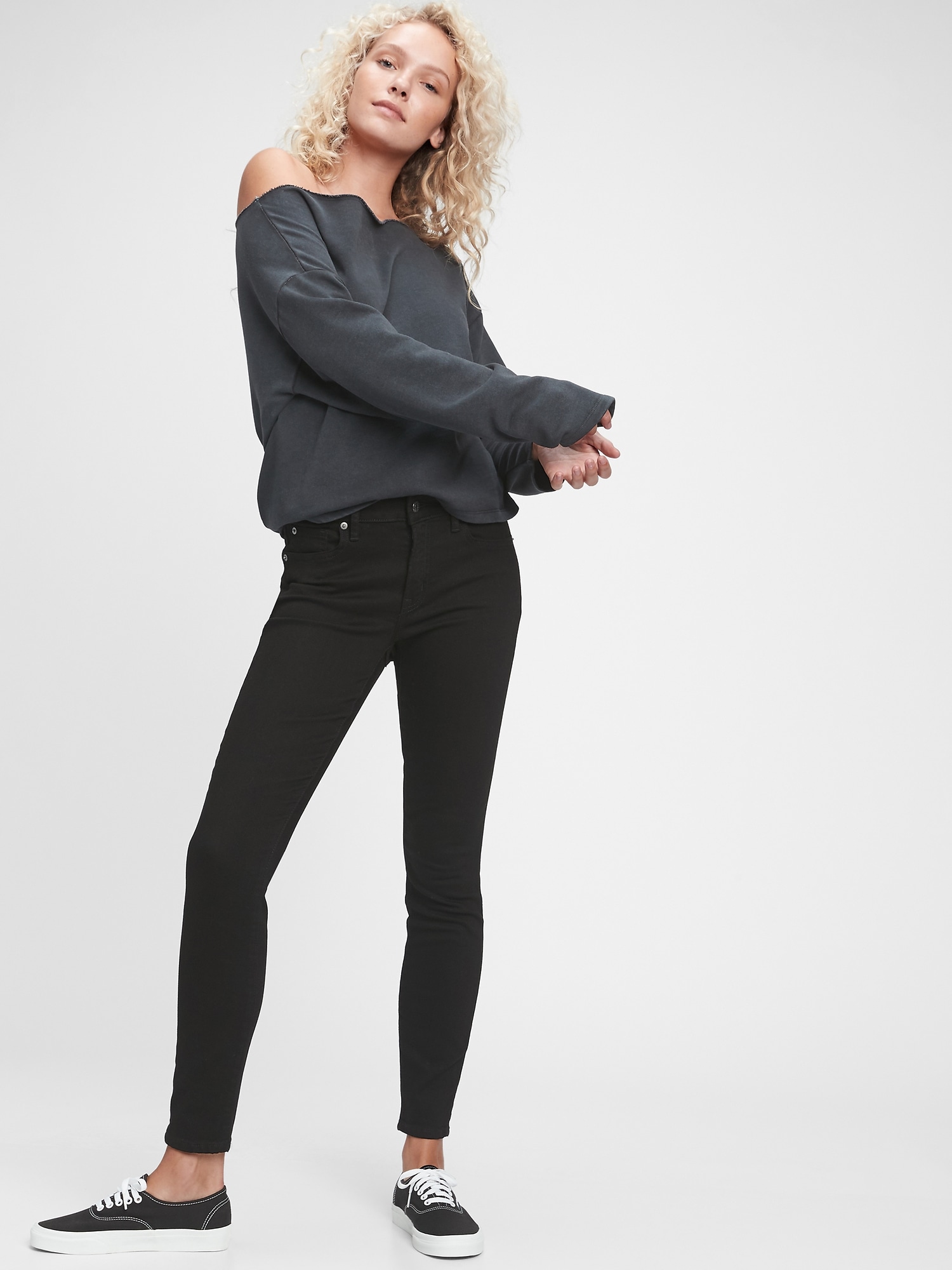 Mid Rise Curvy True Skinny Jeans