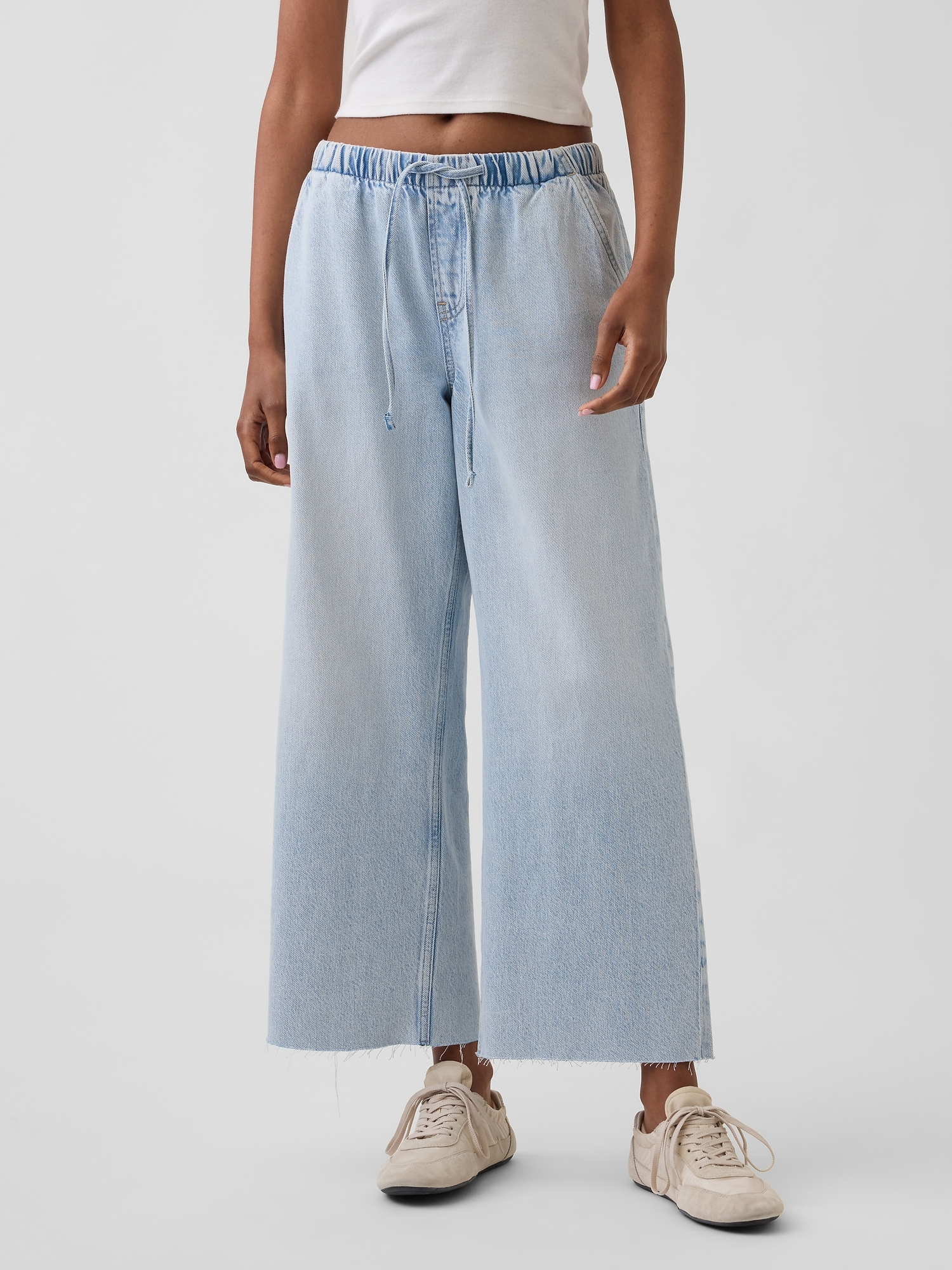 Low Rise Easy '90s Loose Crop Jeans