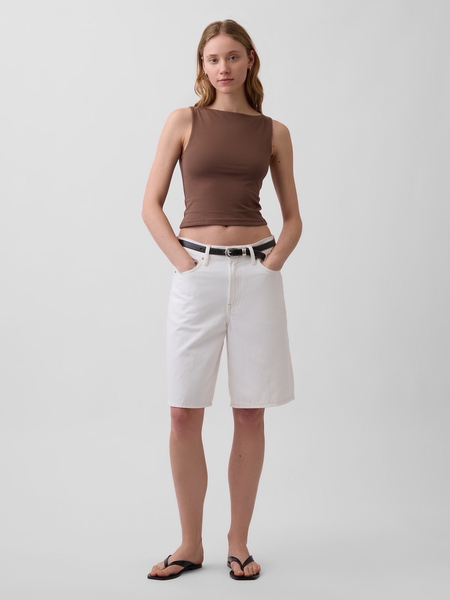 Женский топ Gap CloseKnit Jersey Boatneck Crop Tank Top, цвет: Коричневый, вариант 1 — фото 2
