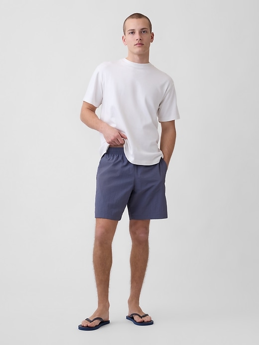 Image number 1 showing, 7.5" Hybrid Shorts