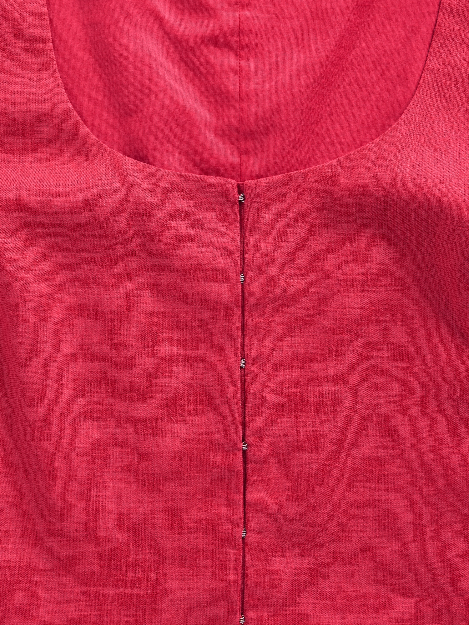 Linen-Blend Hook-Front Crop Shell Top