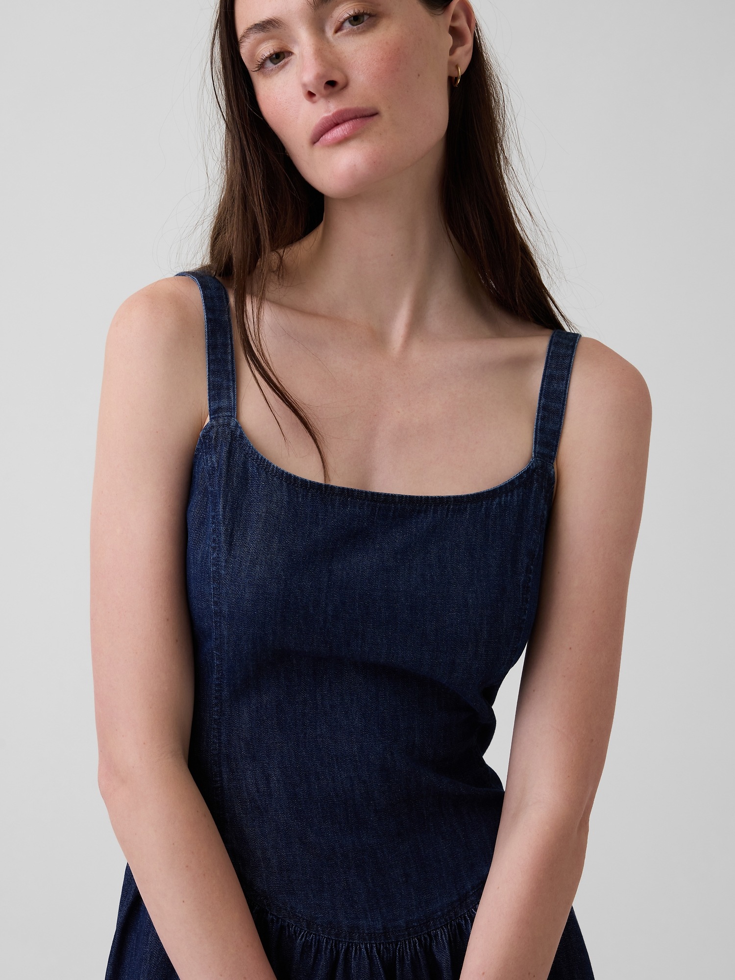 Женское платье Gap UltraSoft Denim Stripe Drop-Waist Mini, цвет: Тёмная варка — фото 3