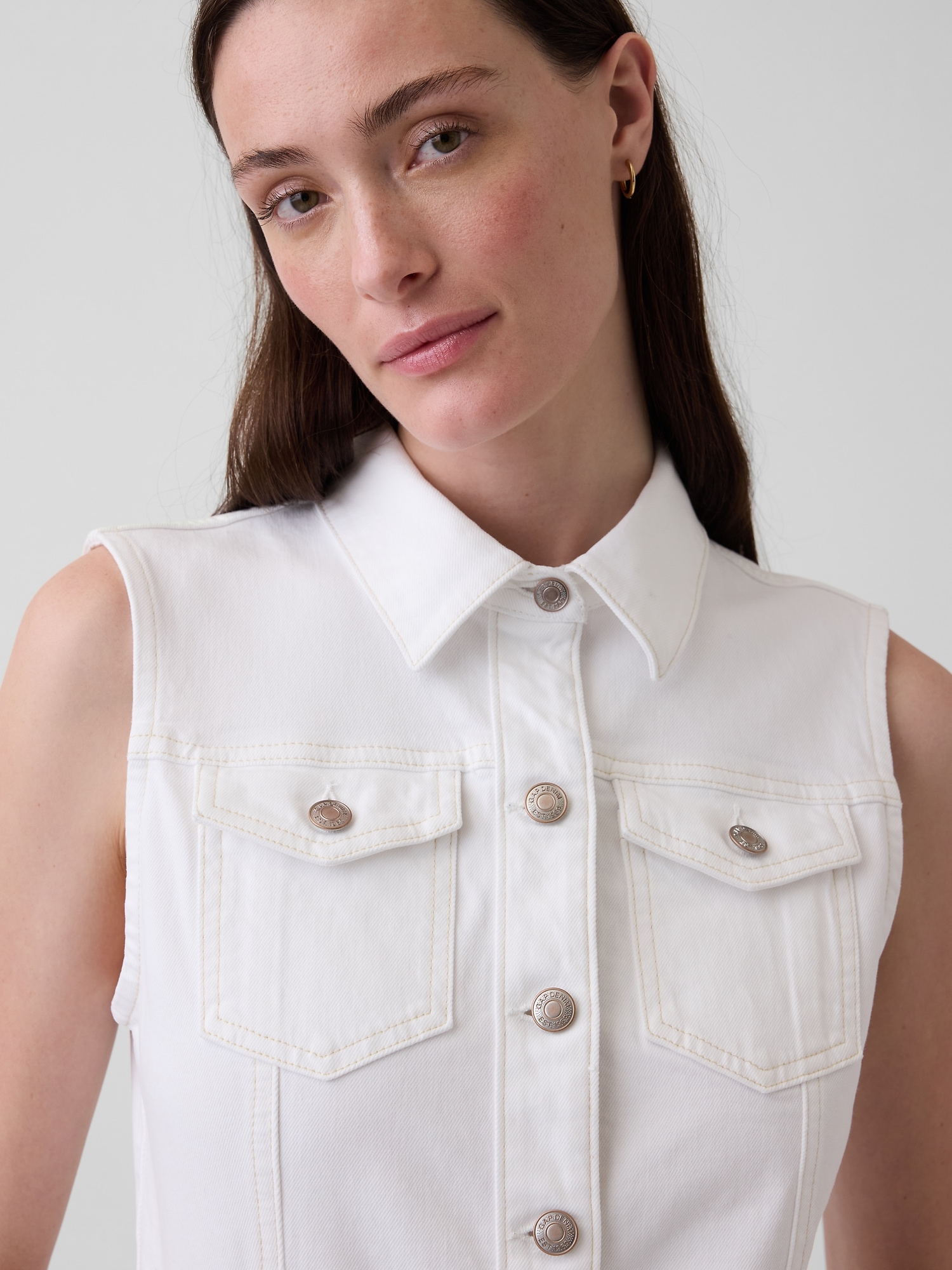 Женское платье Gap Denim Tie-Belt Midi, цвет: Белый — фото 4