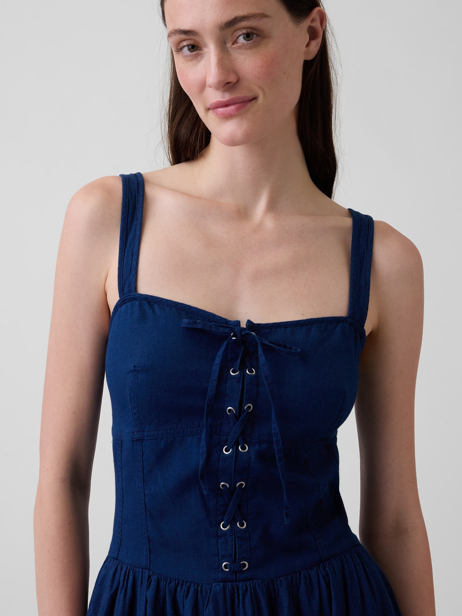 Женское платье Gap Lace-Up Corset Maxi, цвет: Средний индиго — фото 4