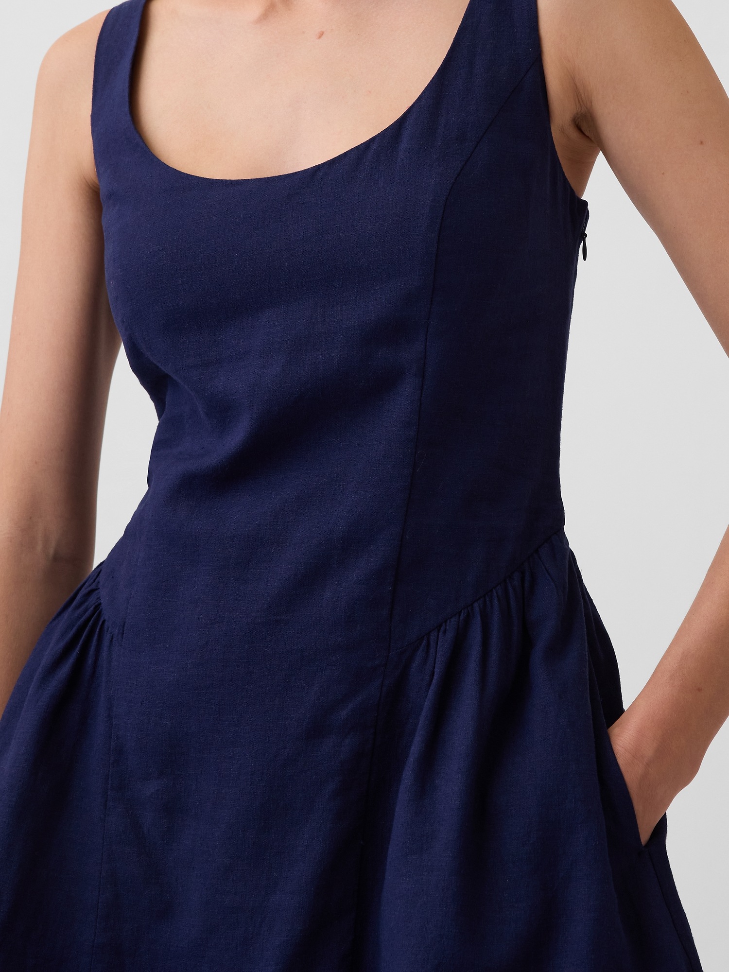 Женское платье Gap Linen-Blend Drop-Waist Mini, цвет: Синий — фото 3