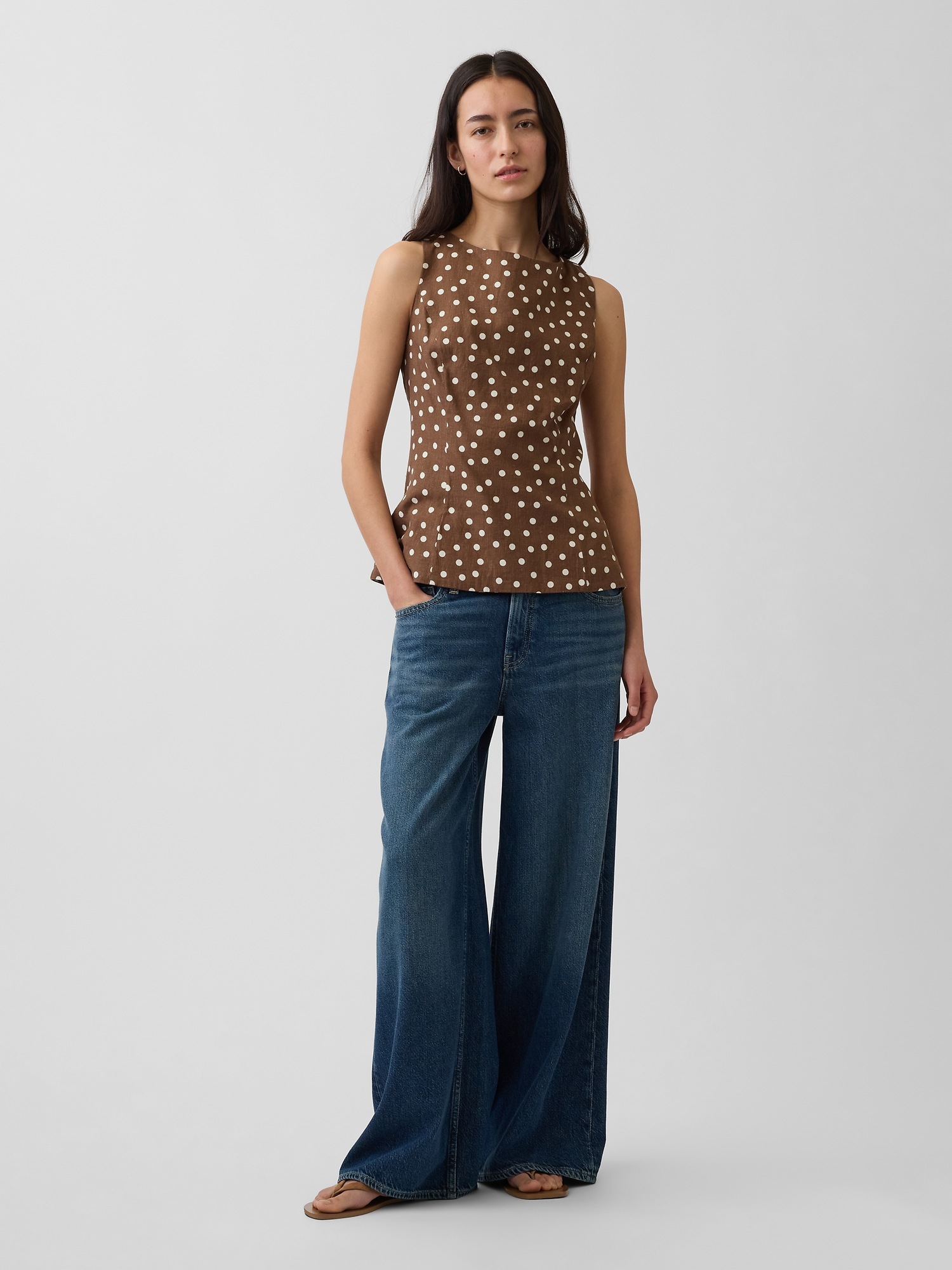 Женский топ Gap Linen-Blend Boatneck Top, цвет: Коричневый в горошек — фото 2