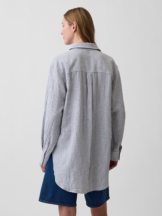 Image number 3 showing, Linen-Blend Oversized Tunic Shirt