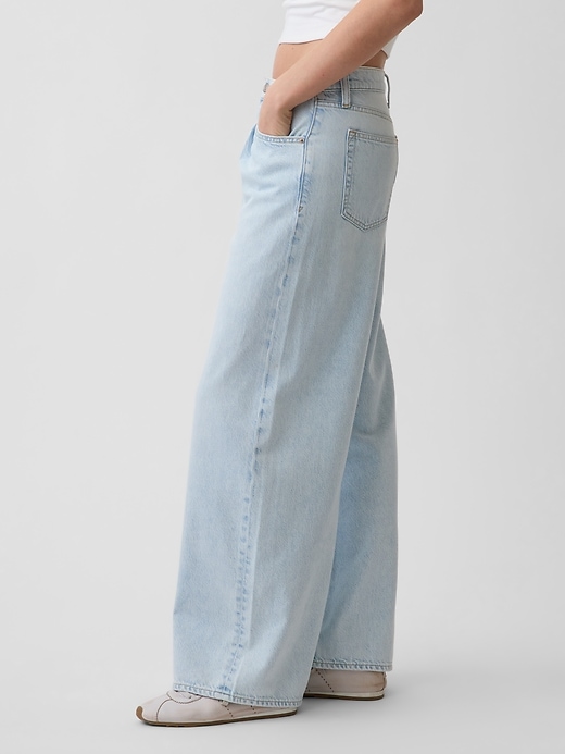 Image number 3 showing, Mid Rise UltraSoft Pleated Baggy Jeans
