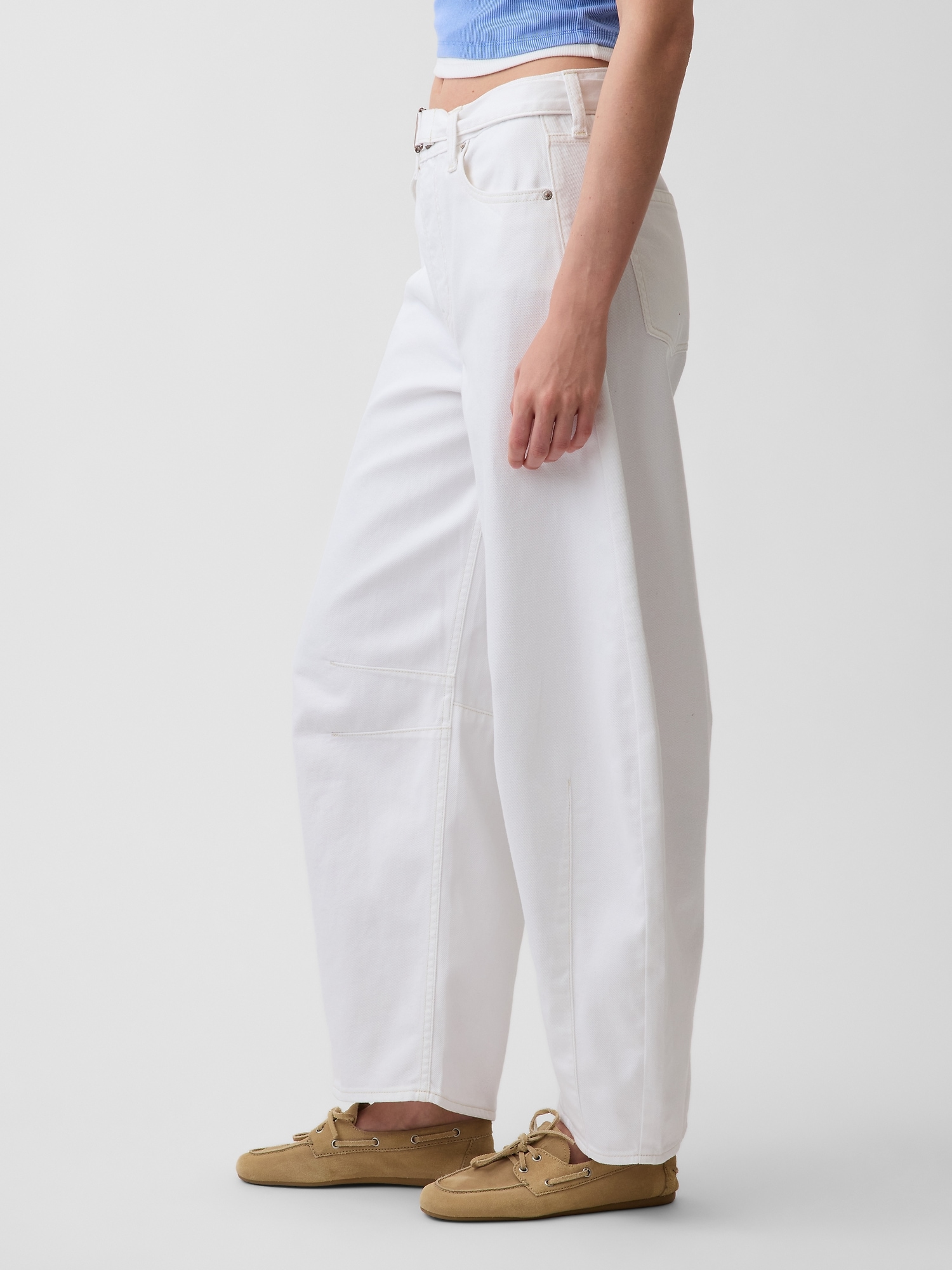 High Rise UltraSoft Belted Horseshoe Jeans